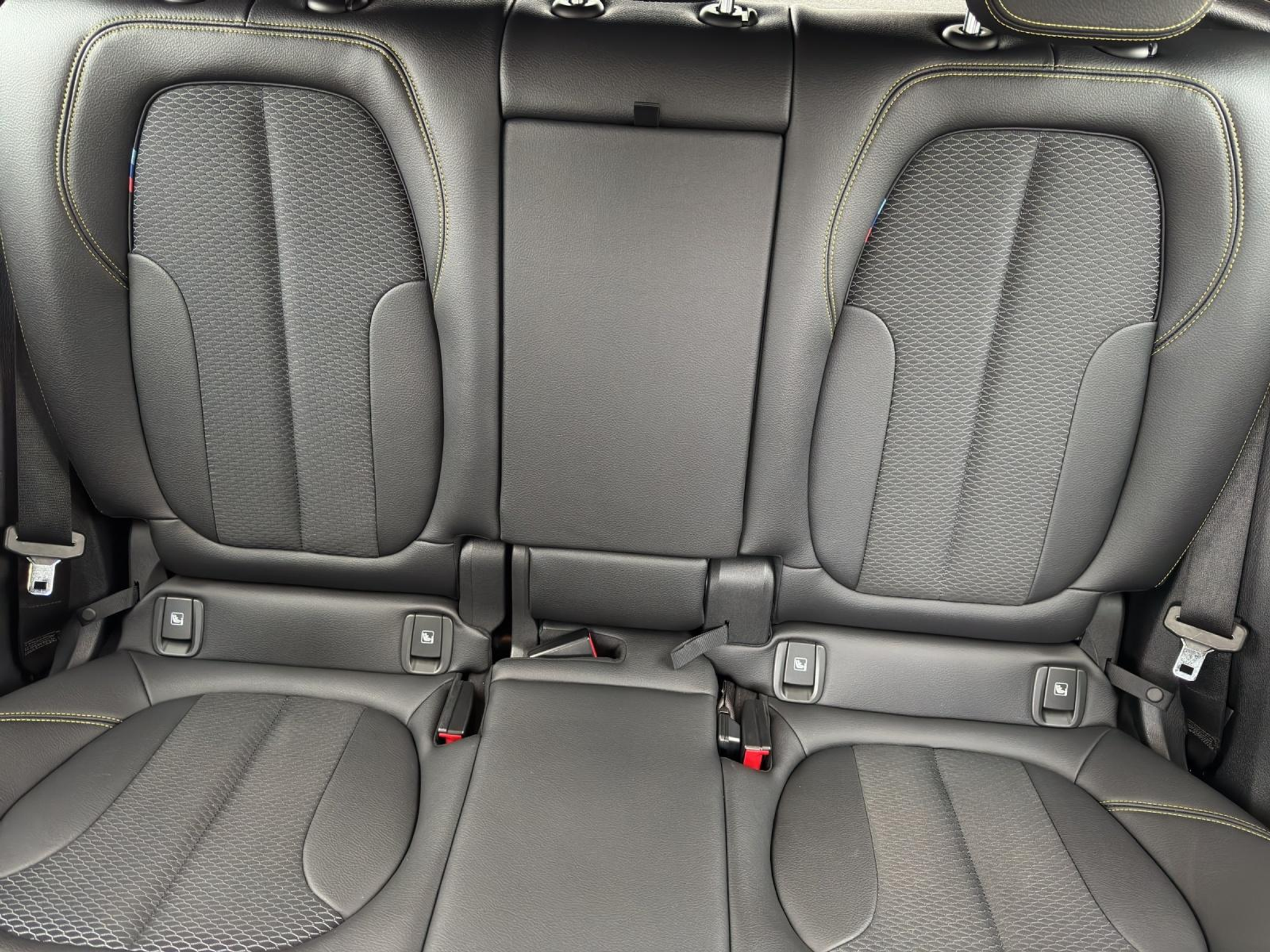 listing desktop thumbnail image 19