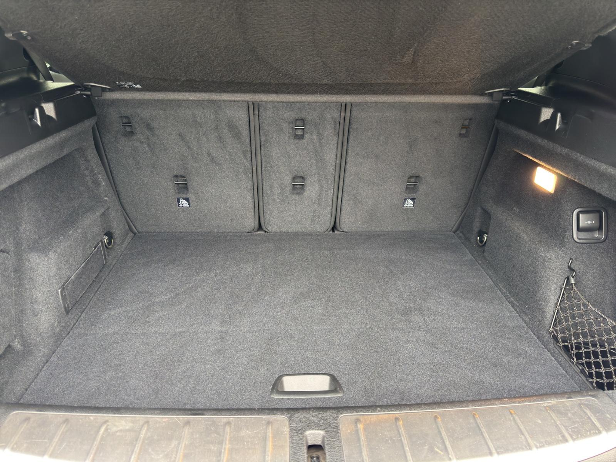 listing desktop thumbnail image 20