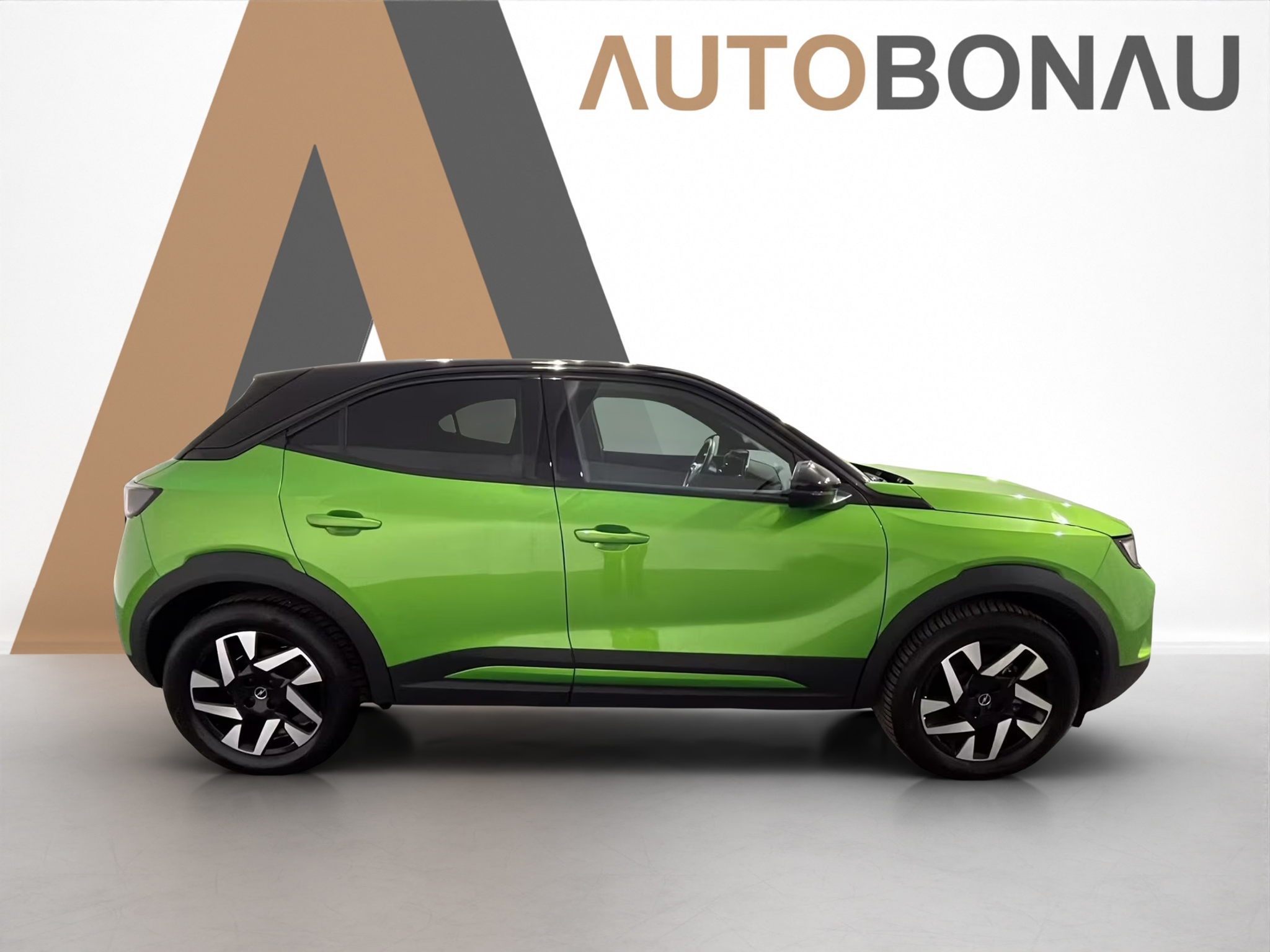 listing desktop thumbnail image 18