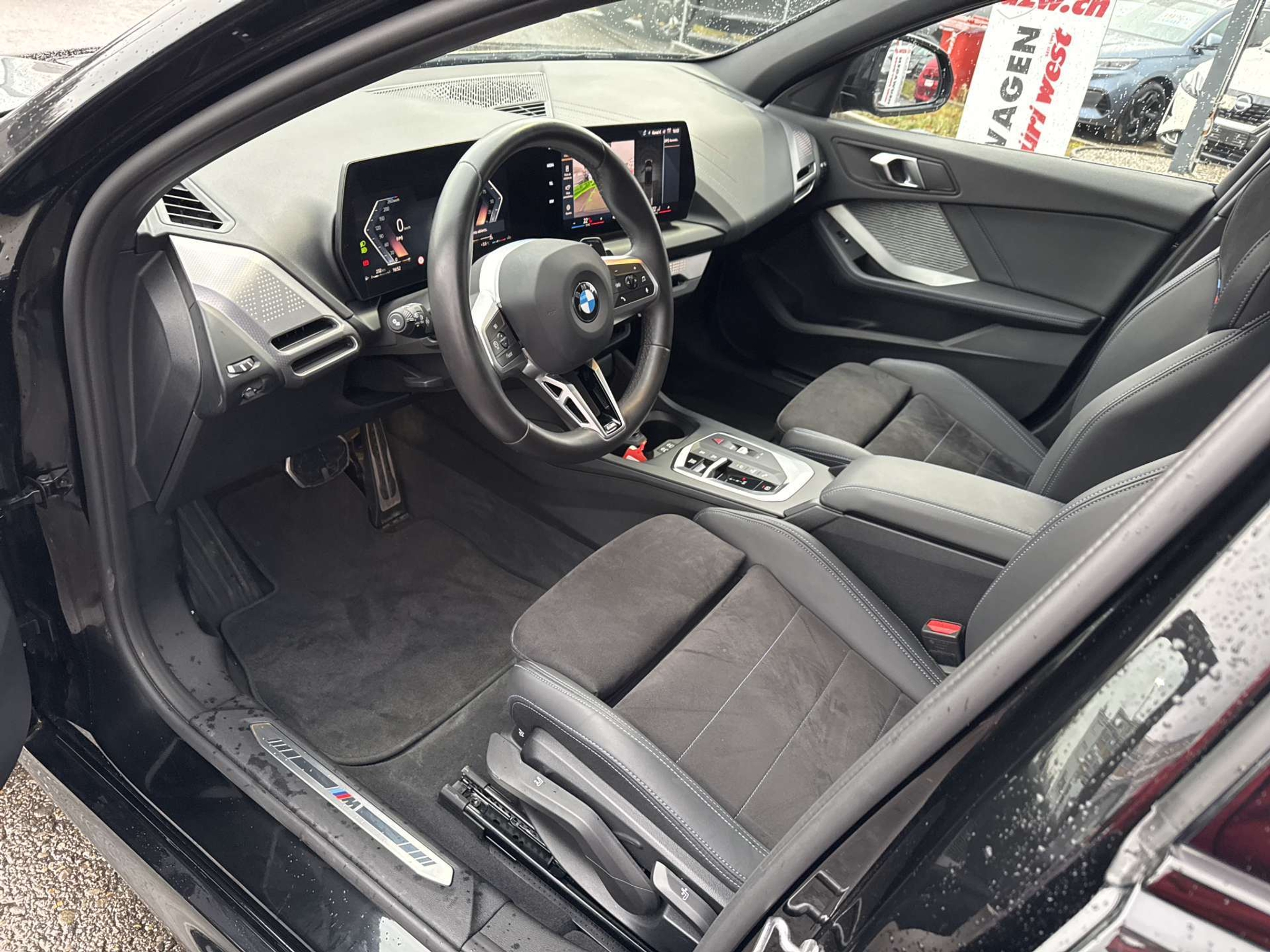 listing desktop thumbnail image 5