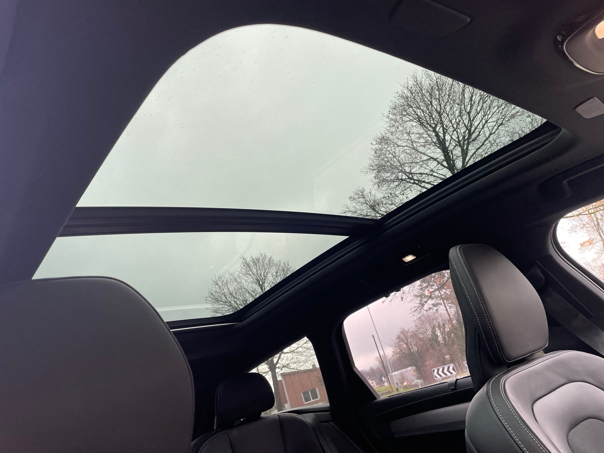 listing desktop thumbnail image 15