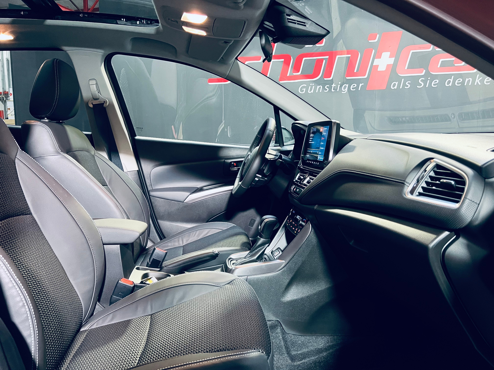 listing desktop thumbnail image 13