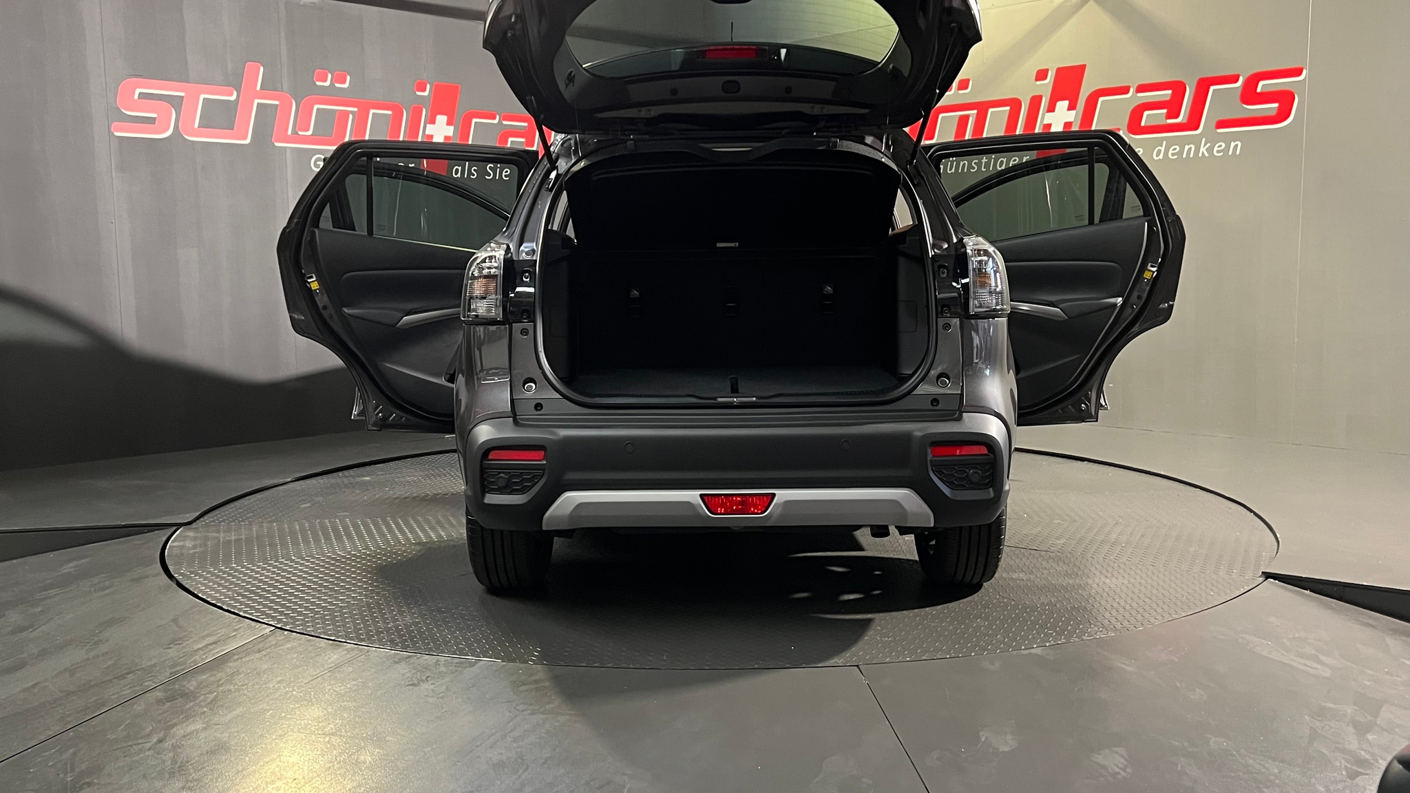 listing desktop thumbnail image 4