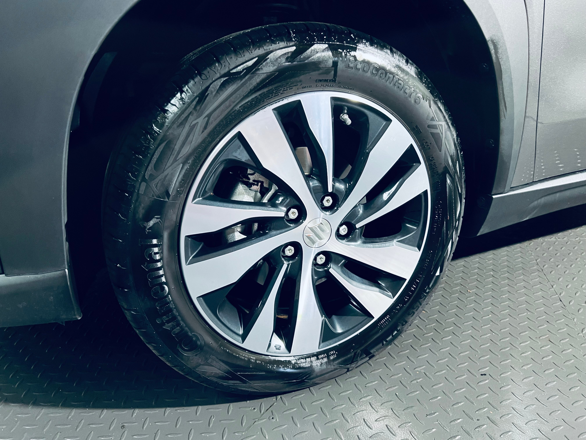 listing desktop thumbnail image 10