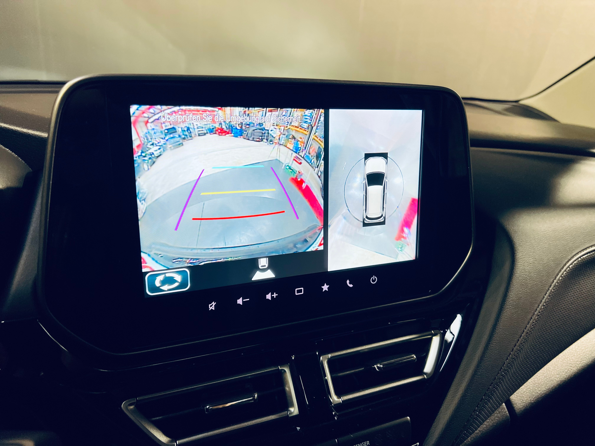 listing desktop thumbnail image 23