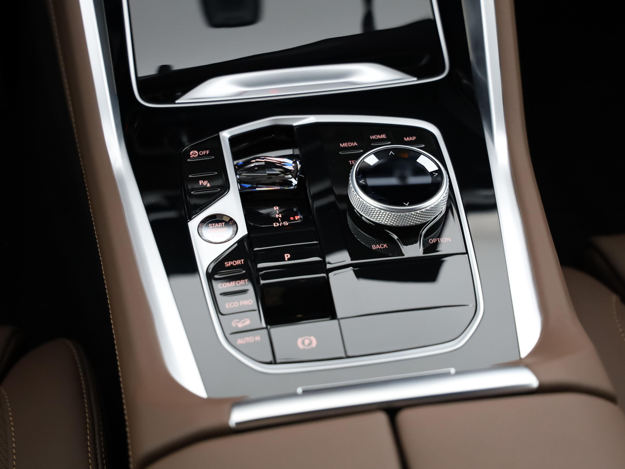 listing desktop thumbnail image 14