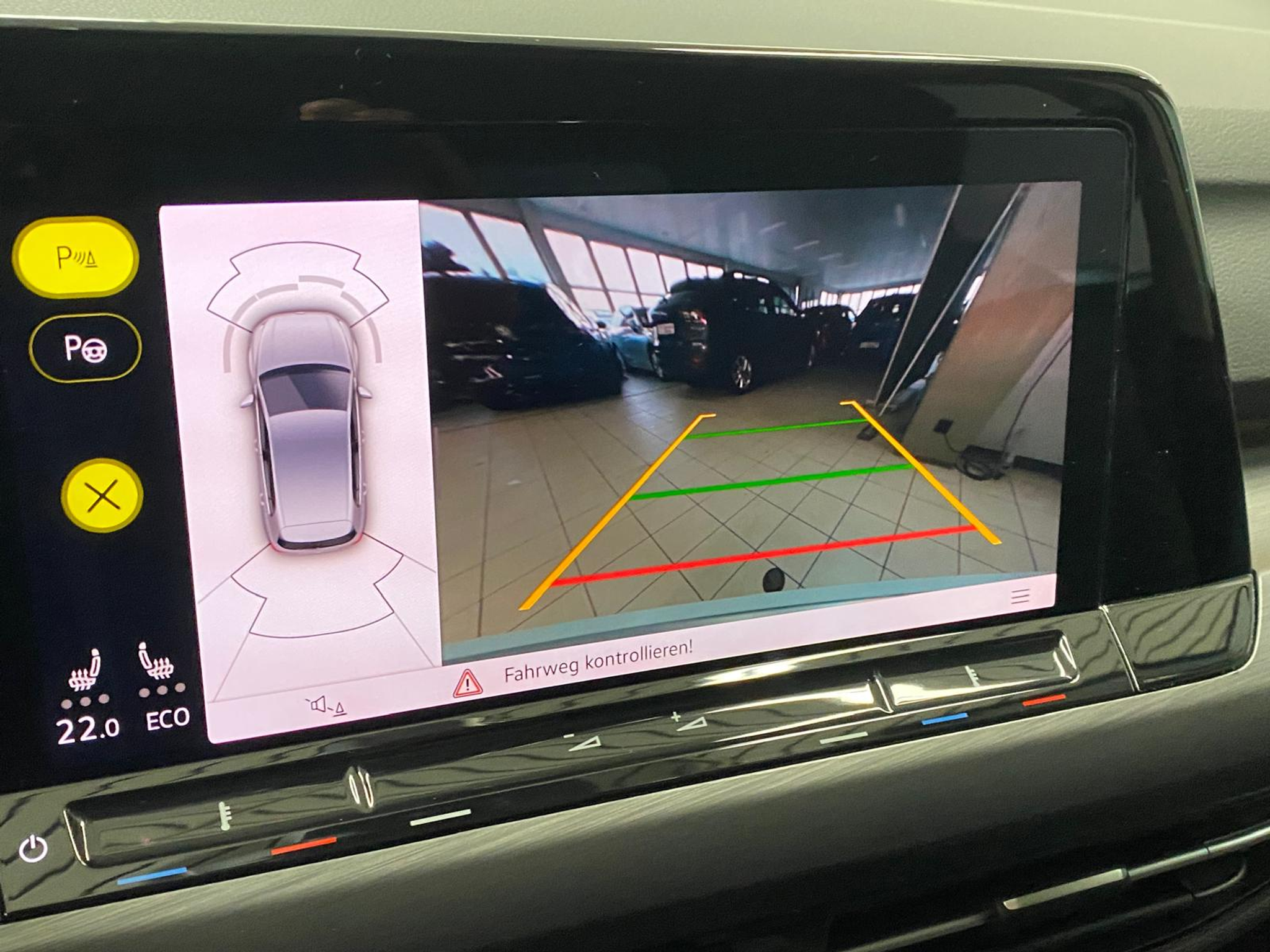 listing desktop thumbnail image 12