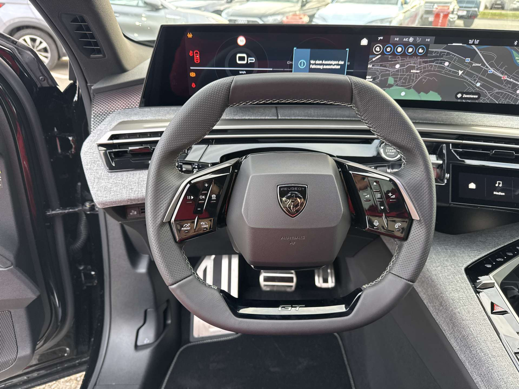 listing desktop thumbnail image 15