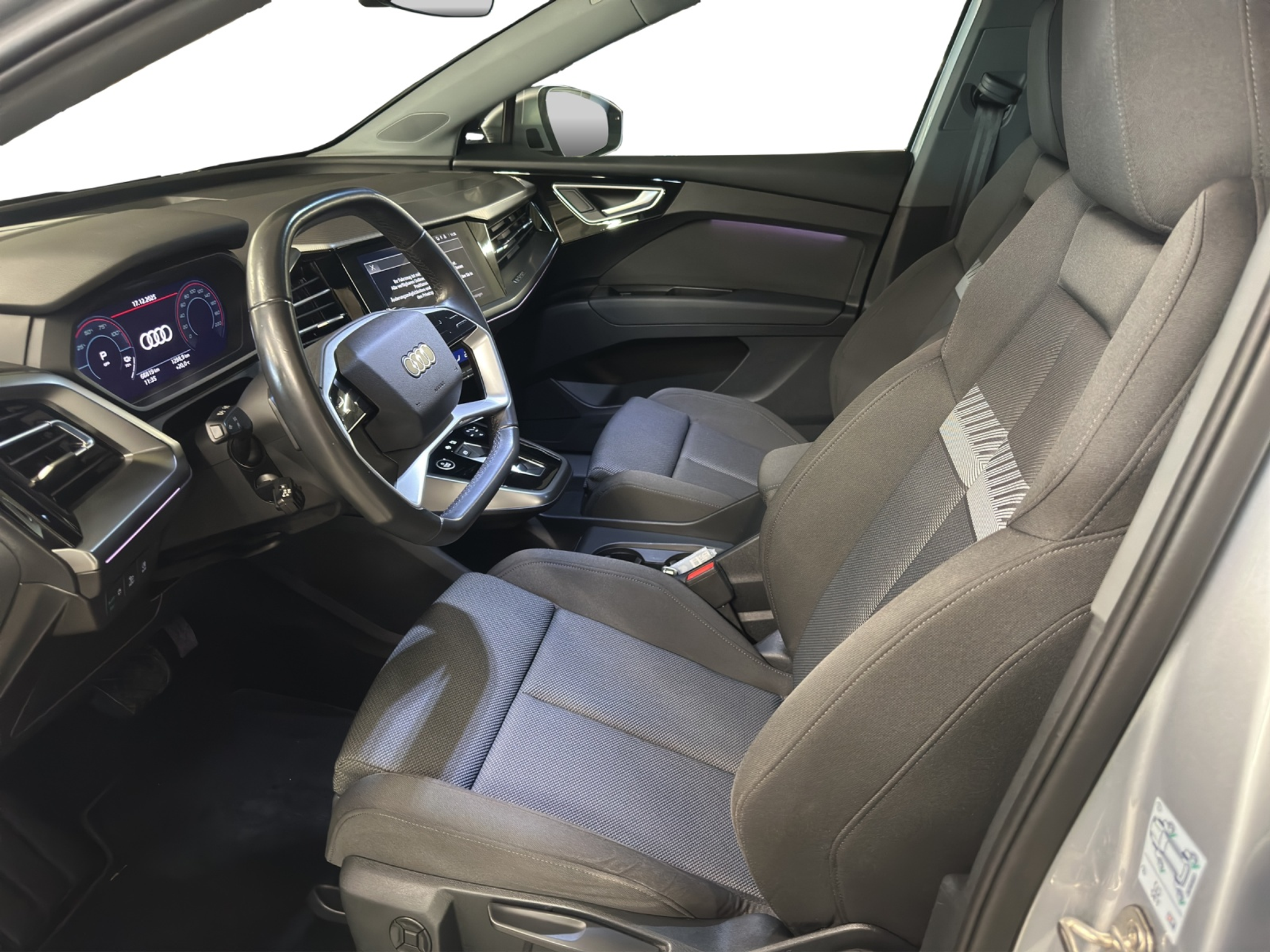 listing desktop thumbnail image 9