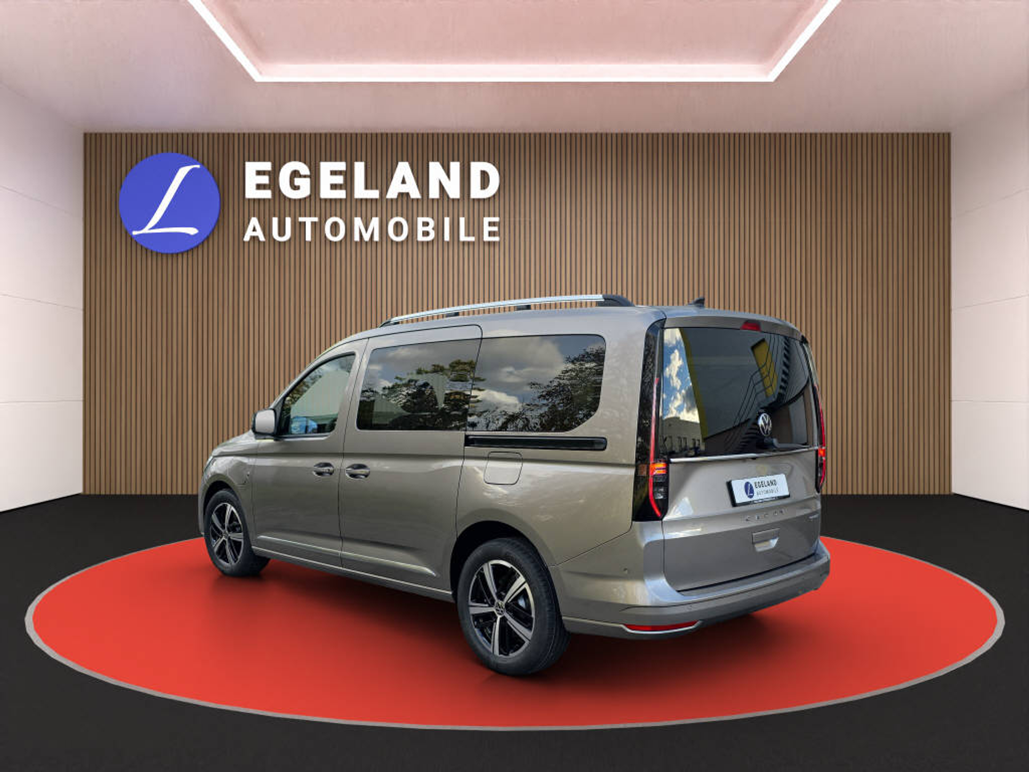 listing desktop thumbnail image 4