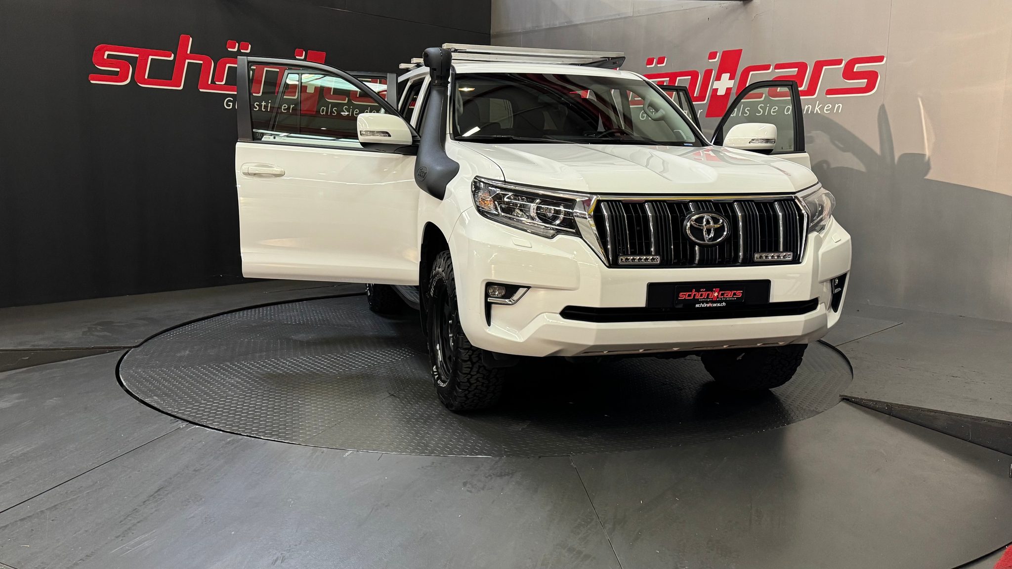 listing desktop thumbnail image 8