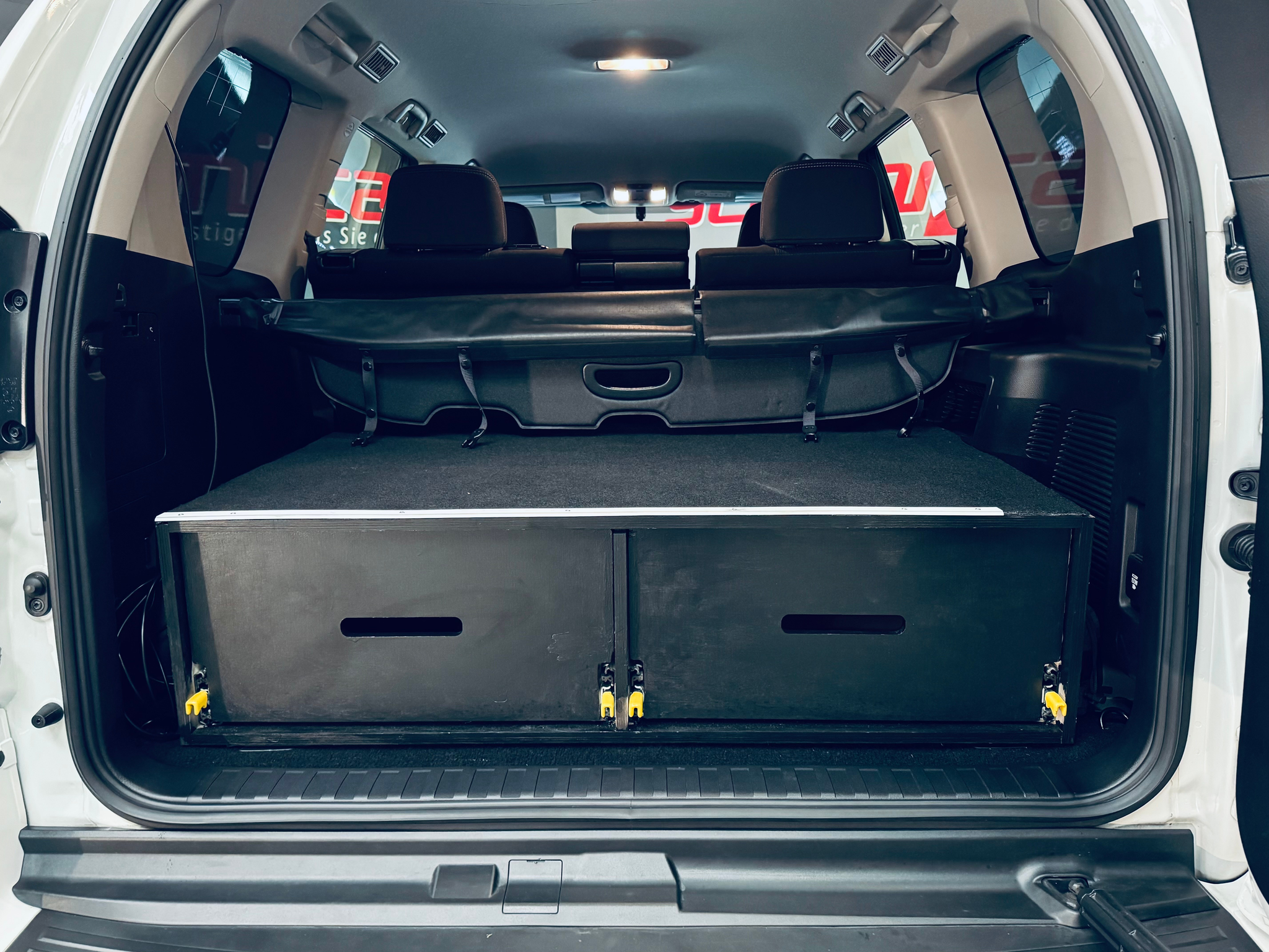 listing desktop thumbnail image 12