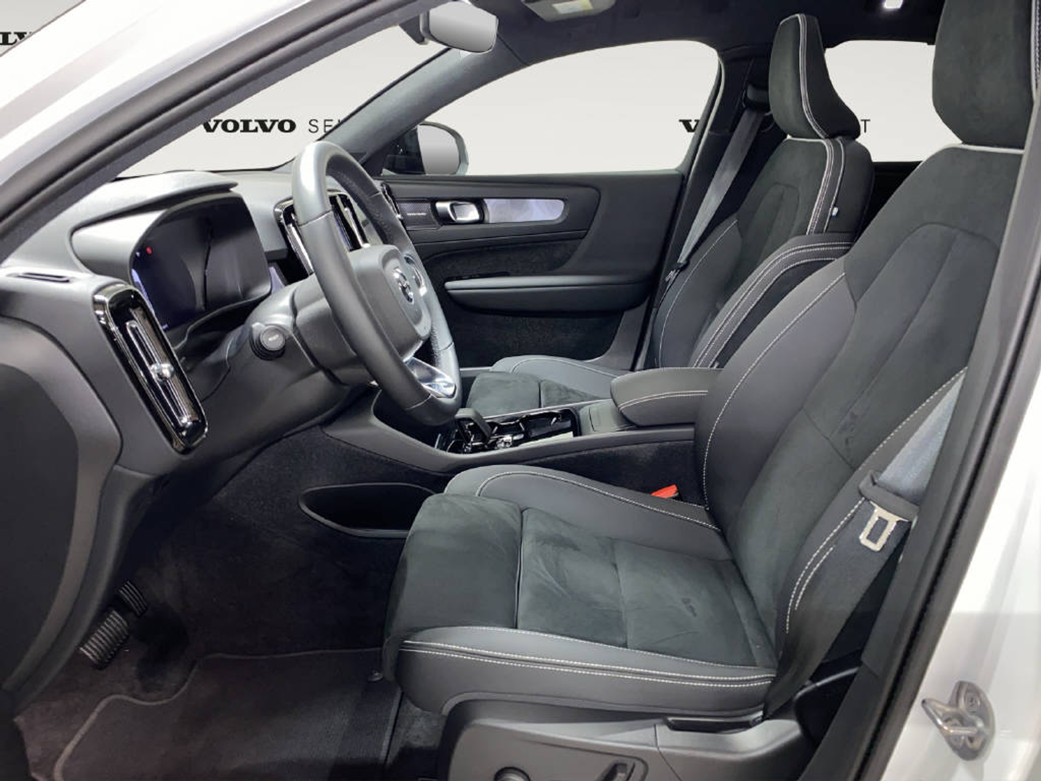 listing desktop thumbnail image 5