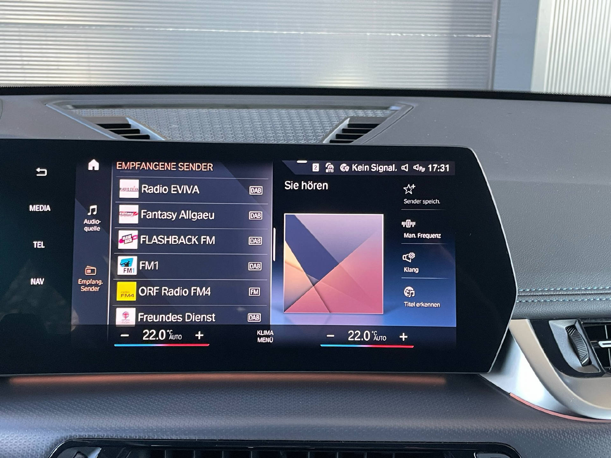 listing desktop thumbnail image 13