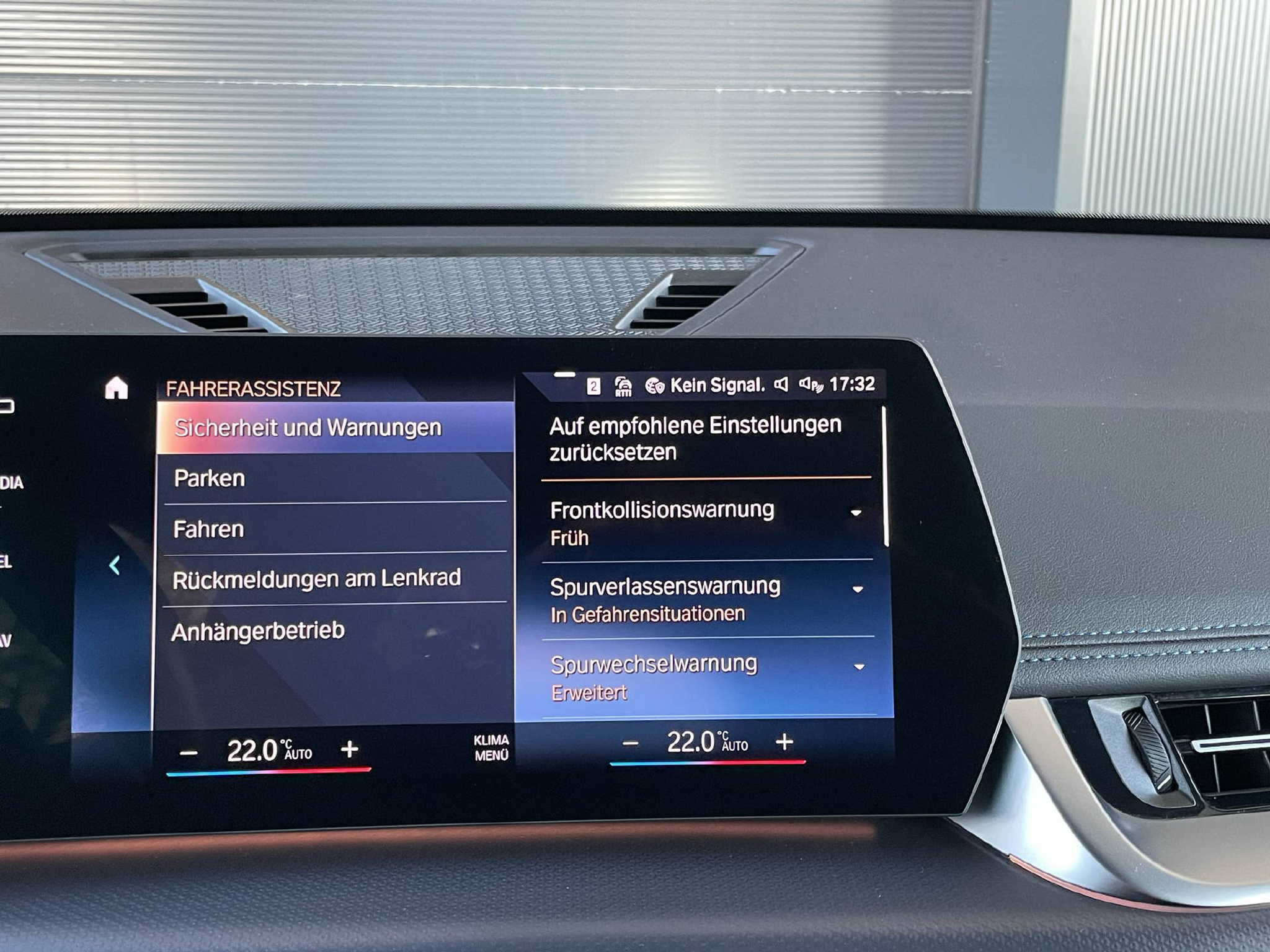 listing desktop thumbnail image 12