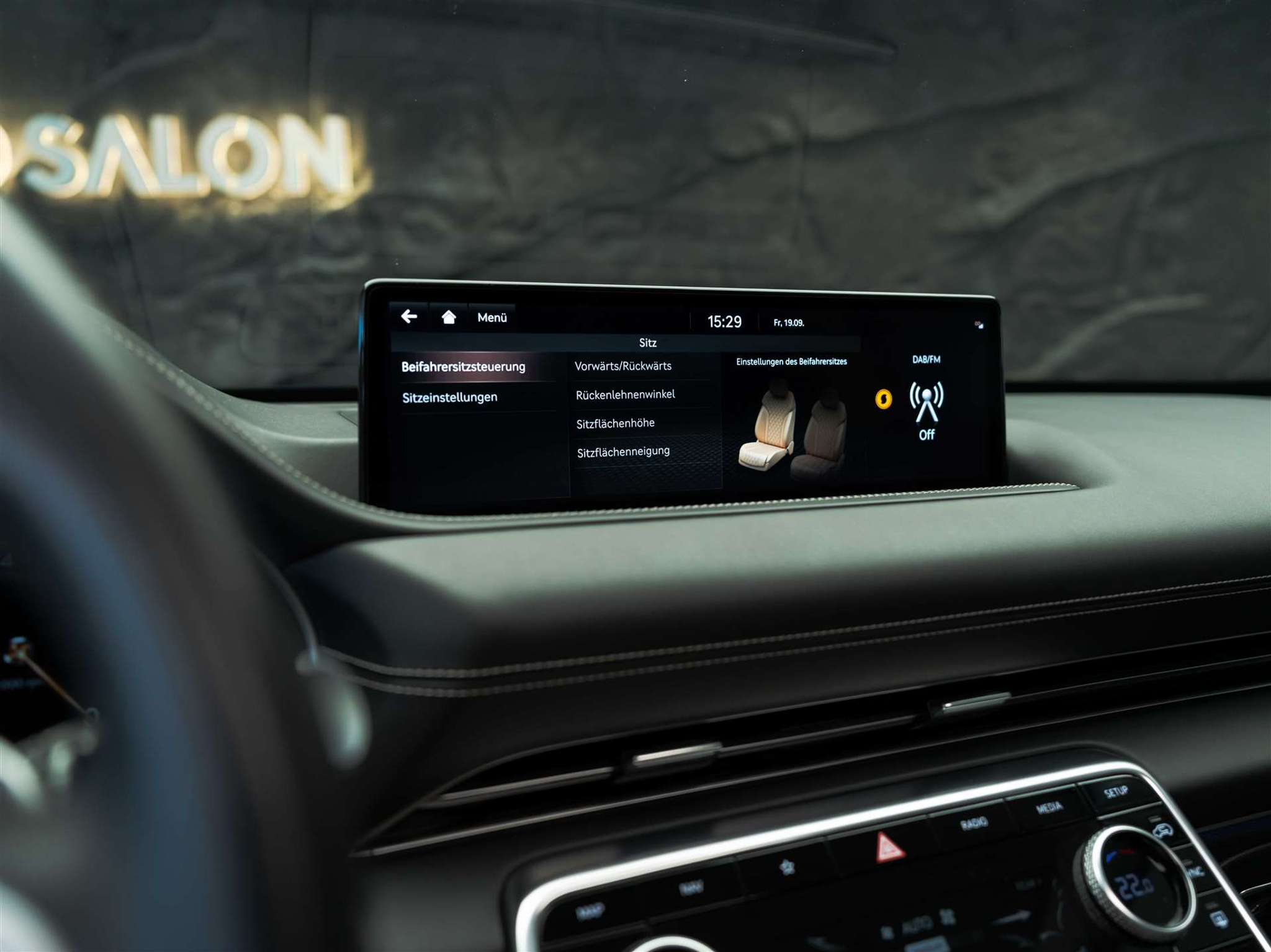 listing desktop thumbnail image 46