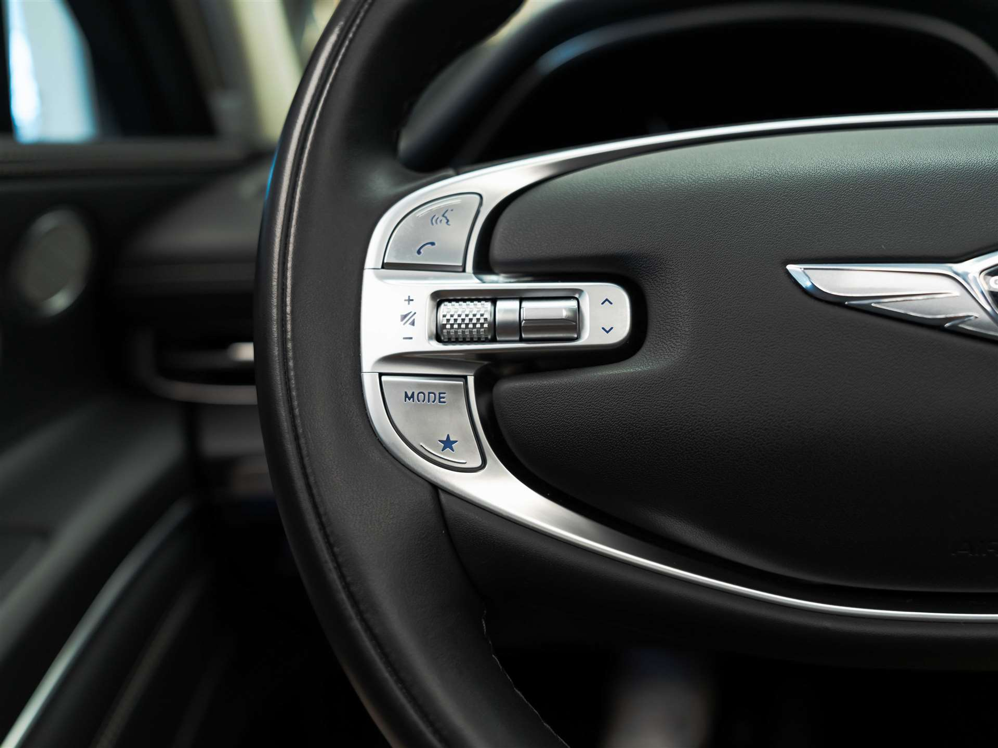 listing desktop thumbnail image 30