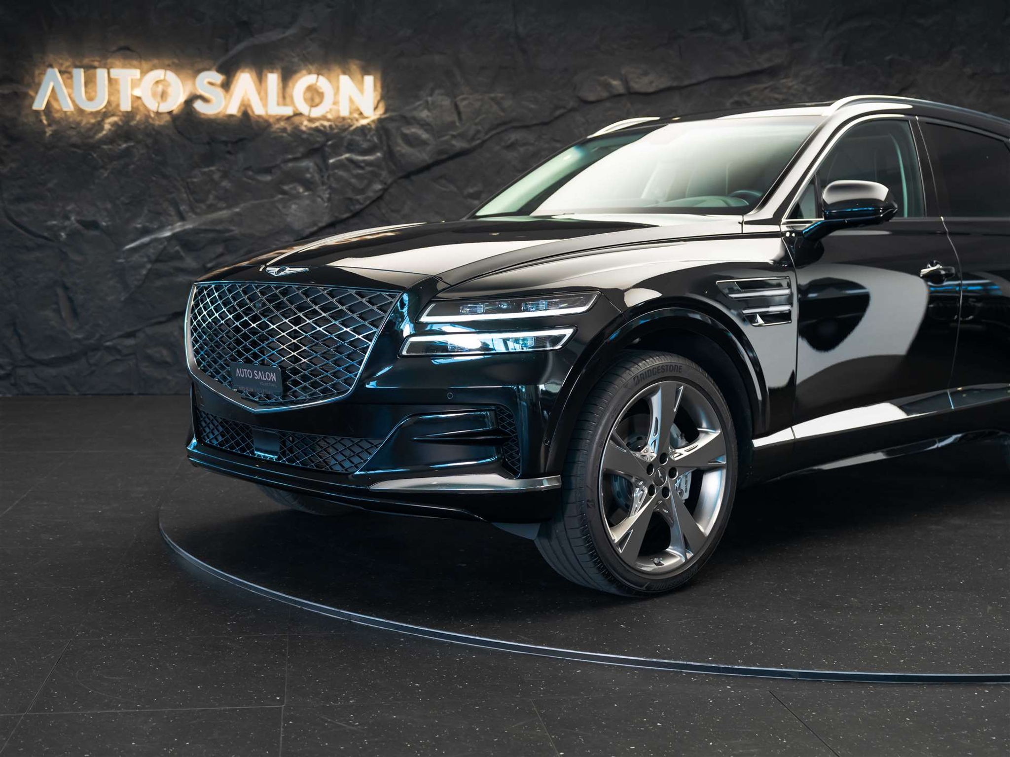 listing desktop thumbnail image 18