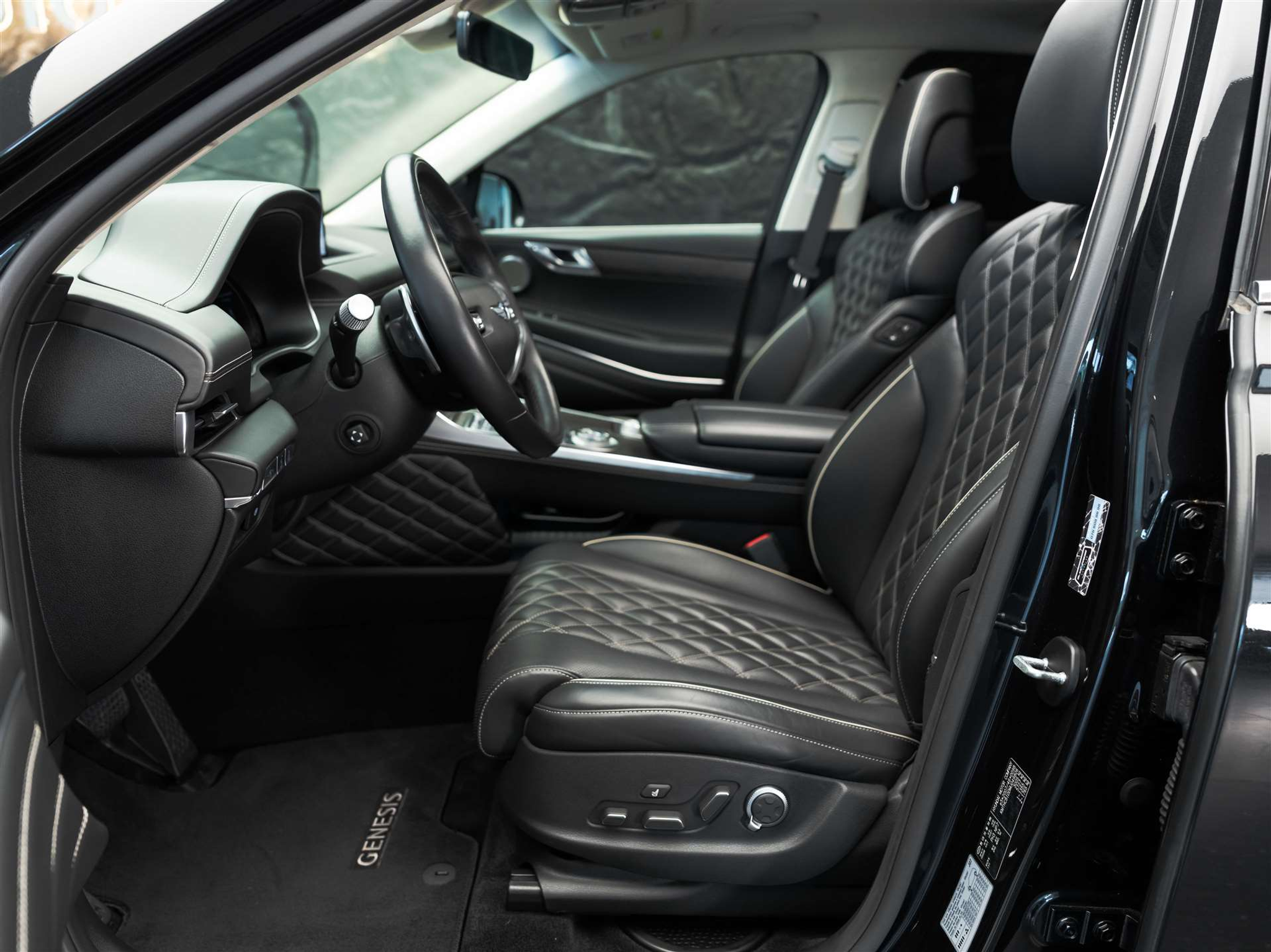 listing desktop thumbnail image 10