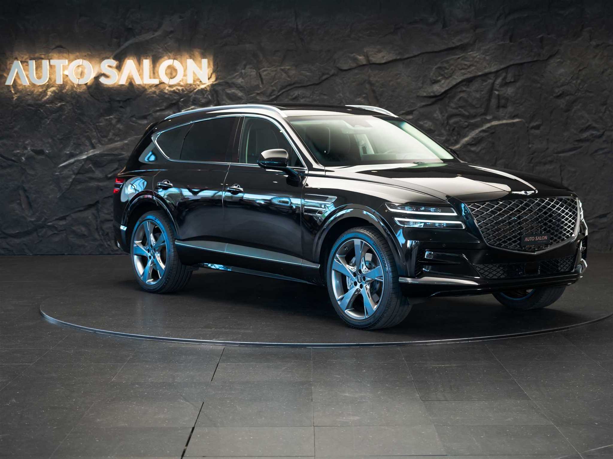 listing desktop thumbnail image 6