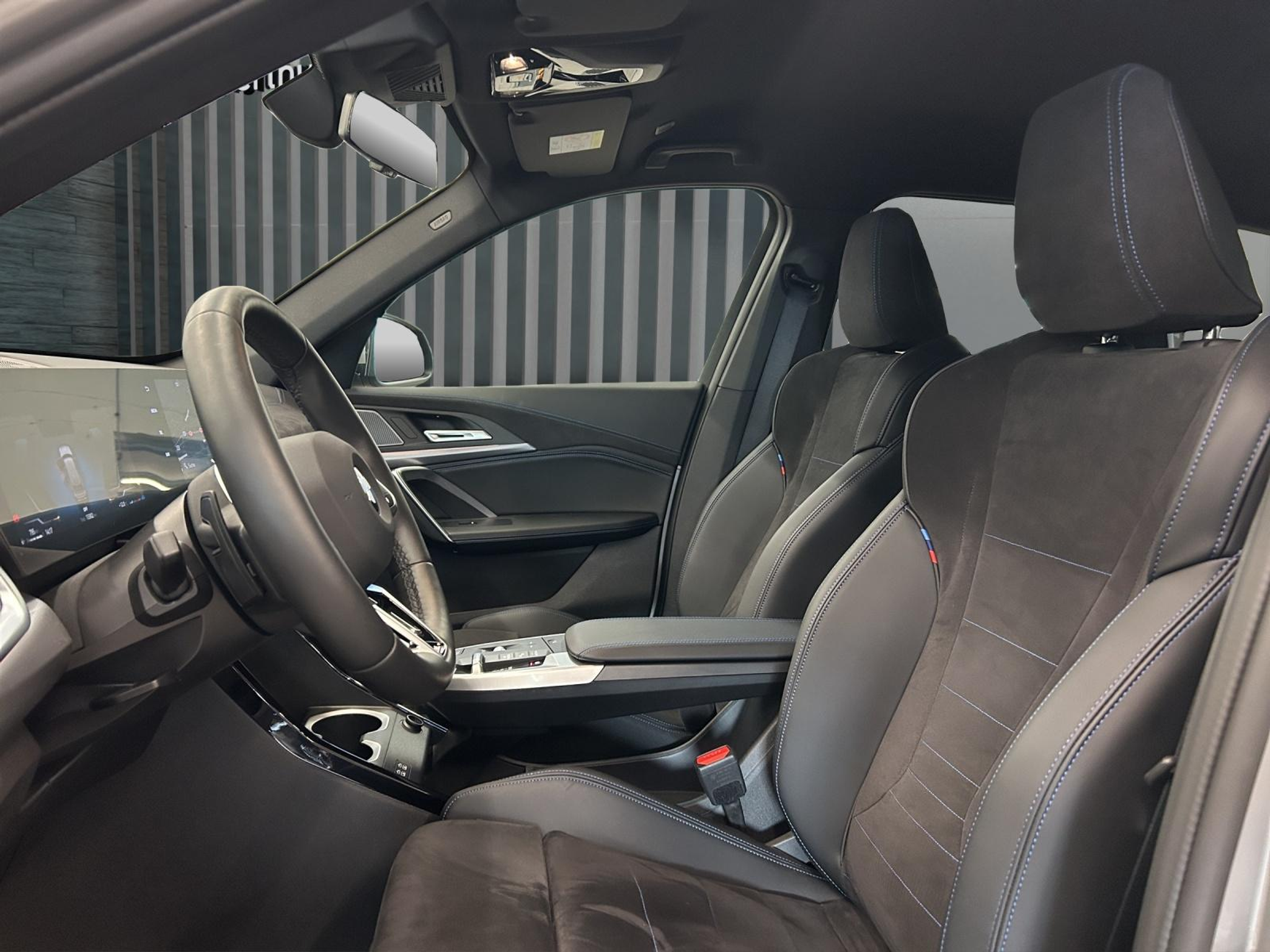 listing desktop thumbnail image 13