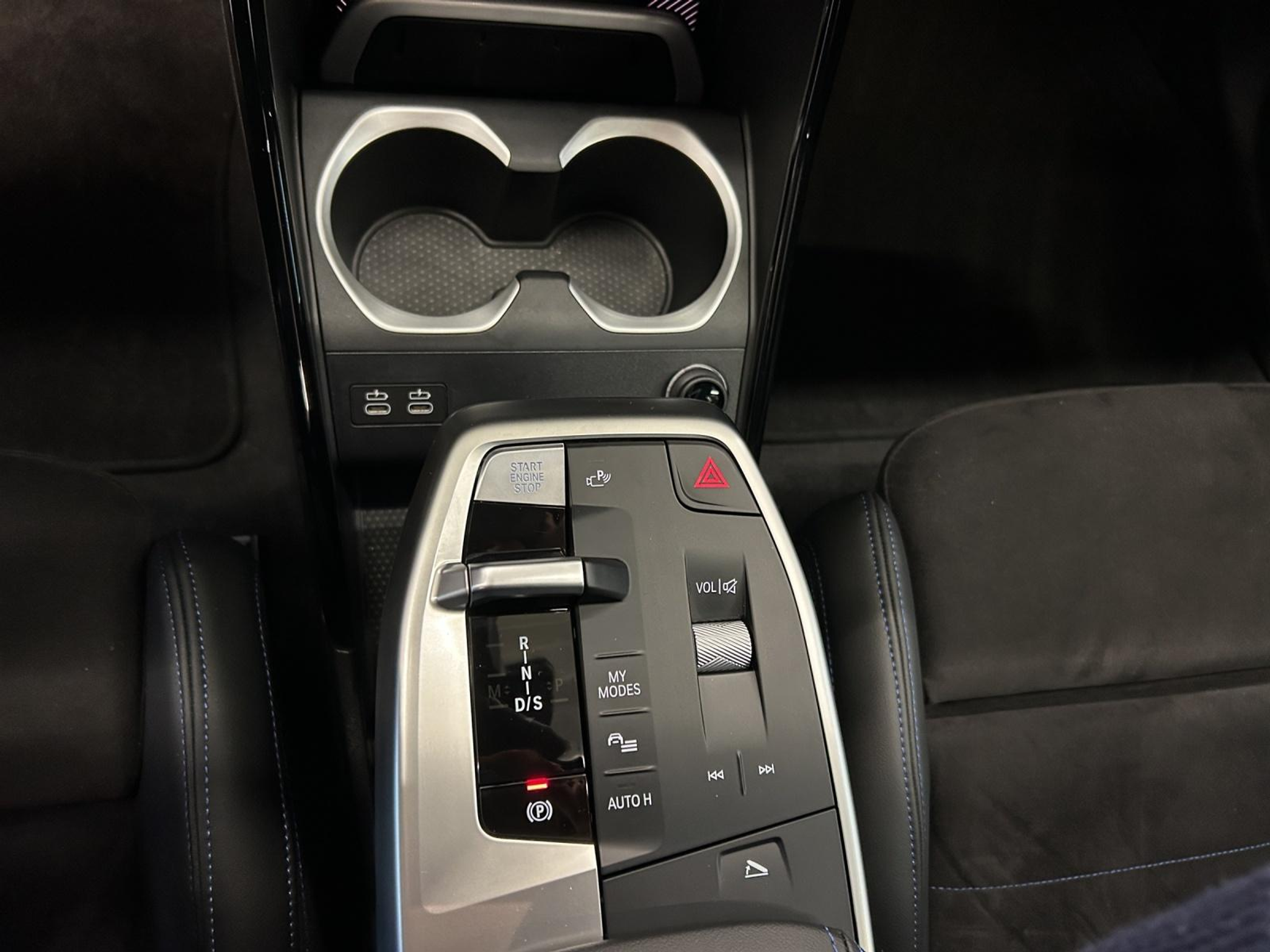 listing desktop thumbnail image 15