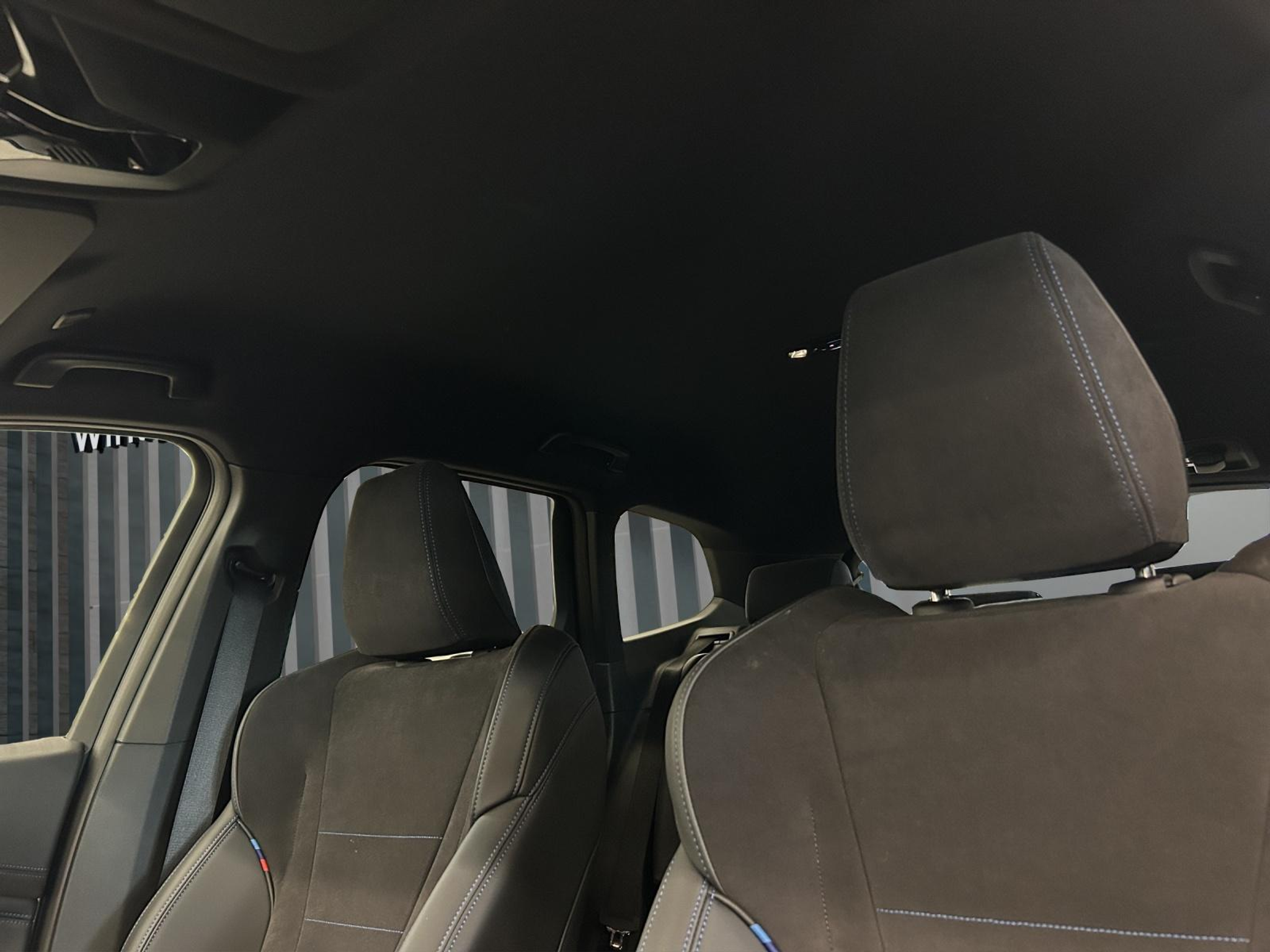 listing desktop thumbnail image 17