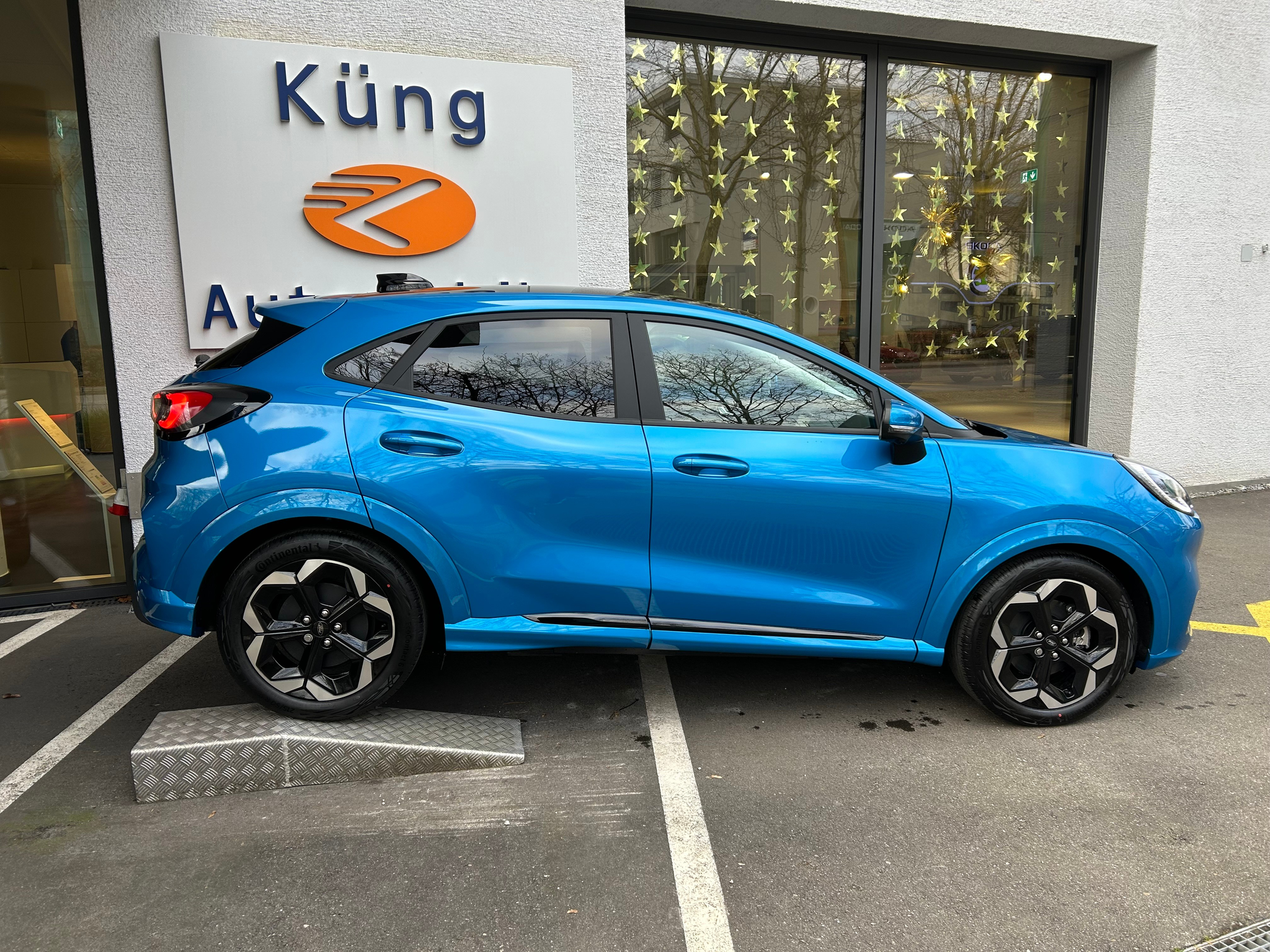 listing desktop thumbnail image 5