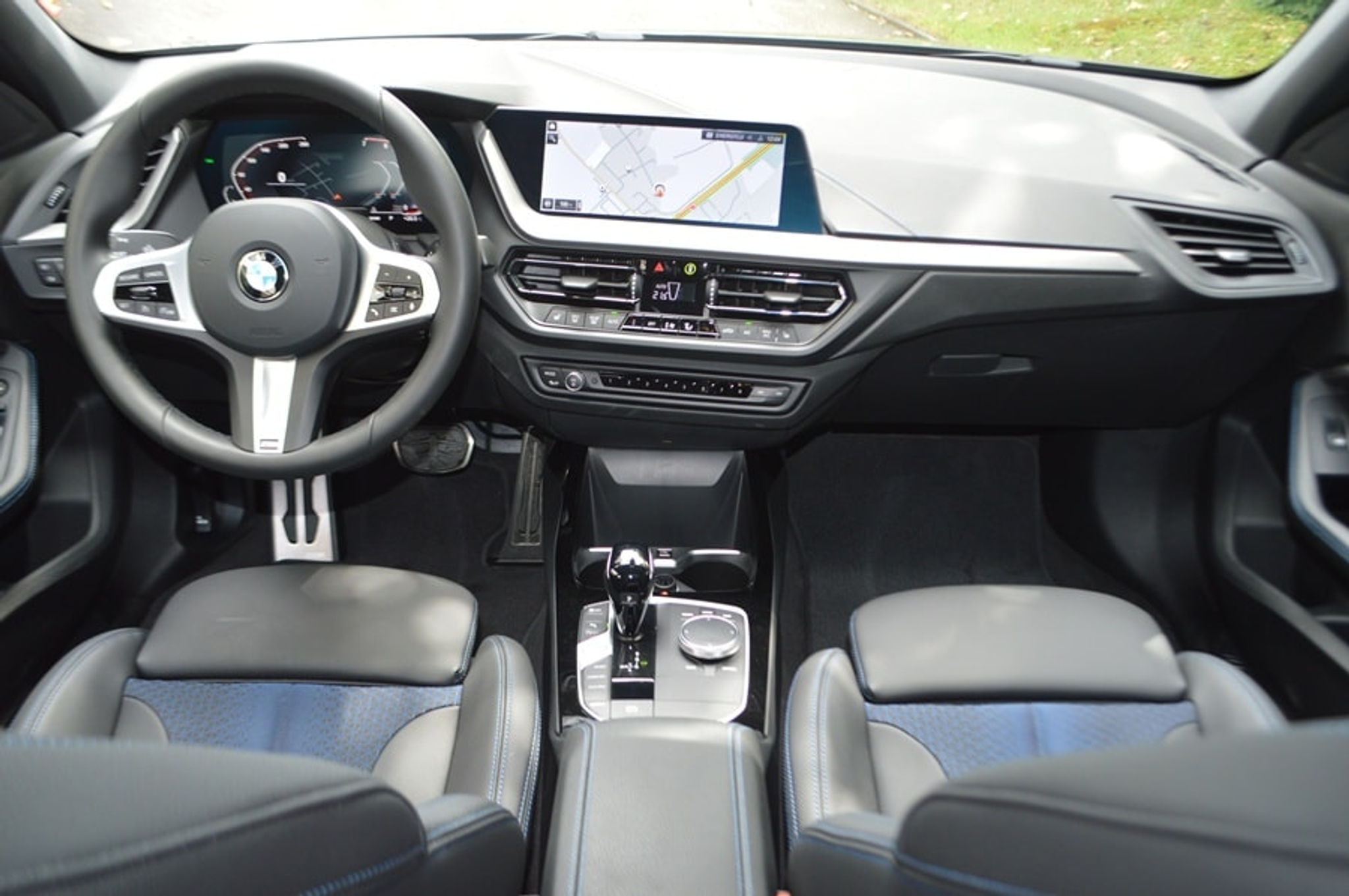 listing desktop thumbnail image 10