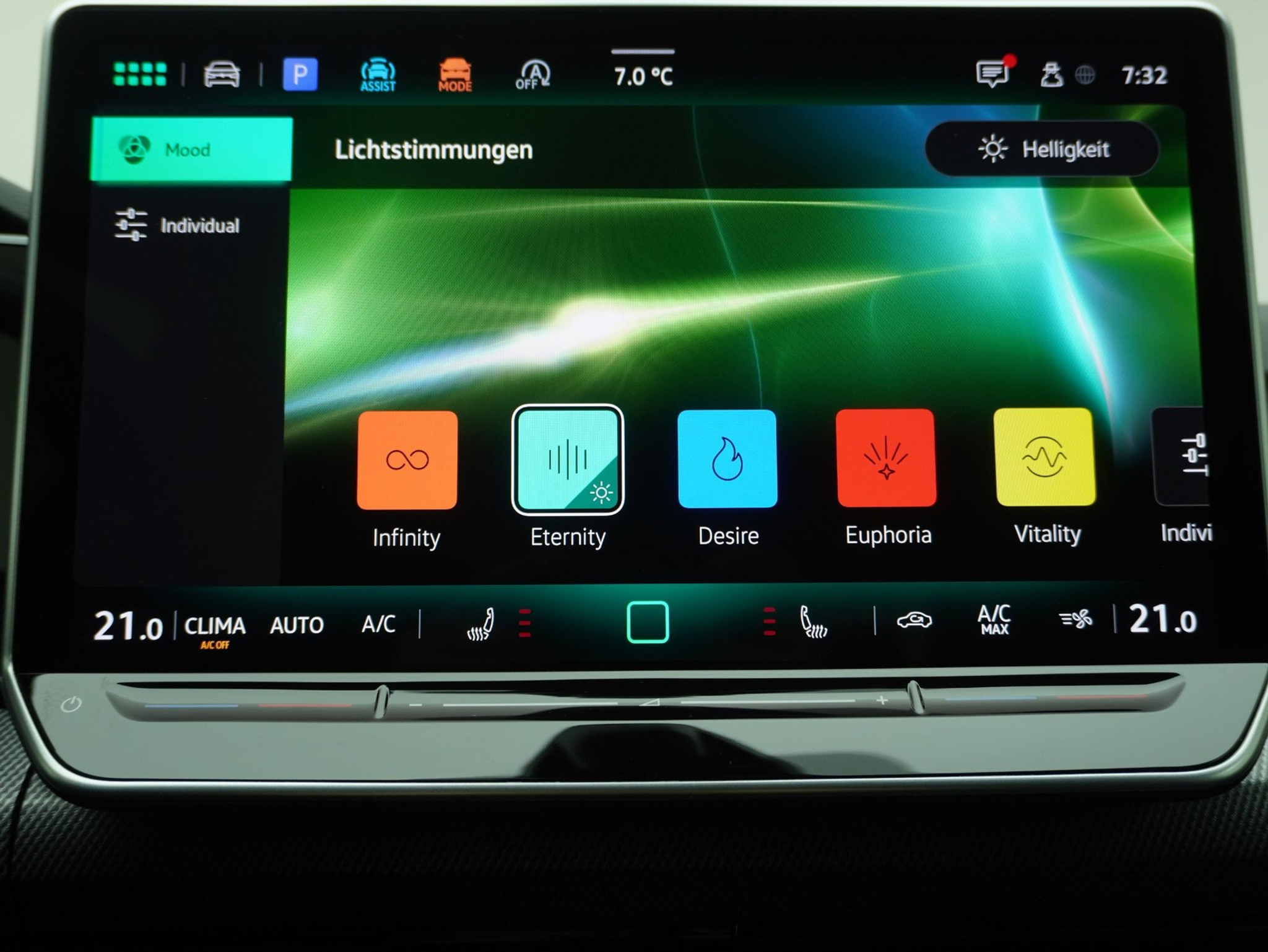 listing desktop thumbnail image 25