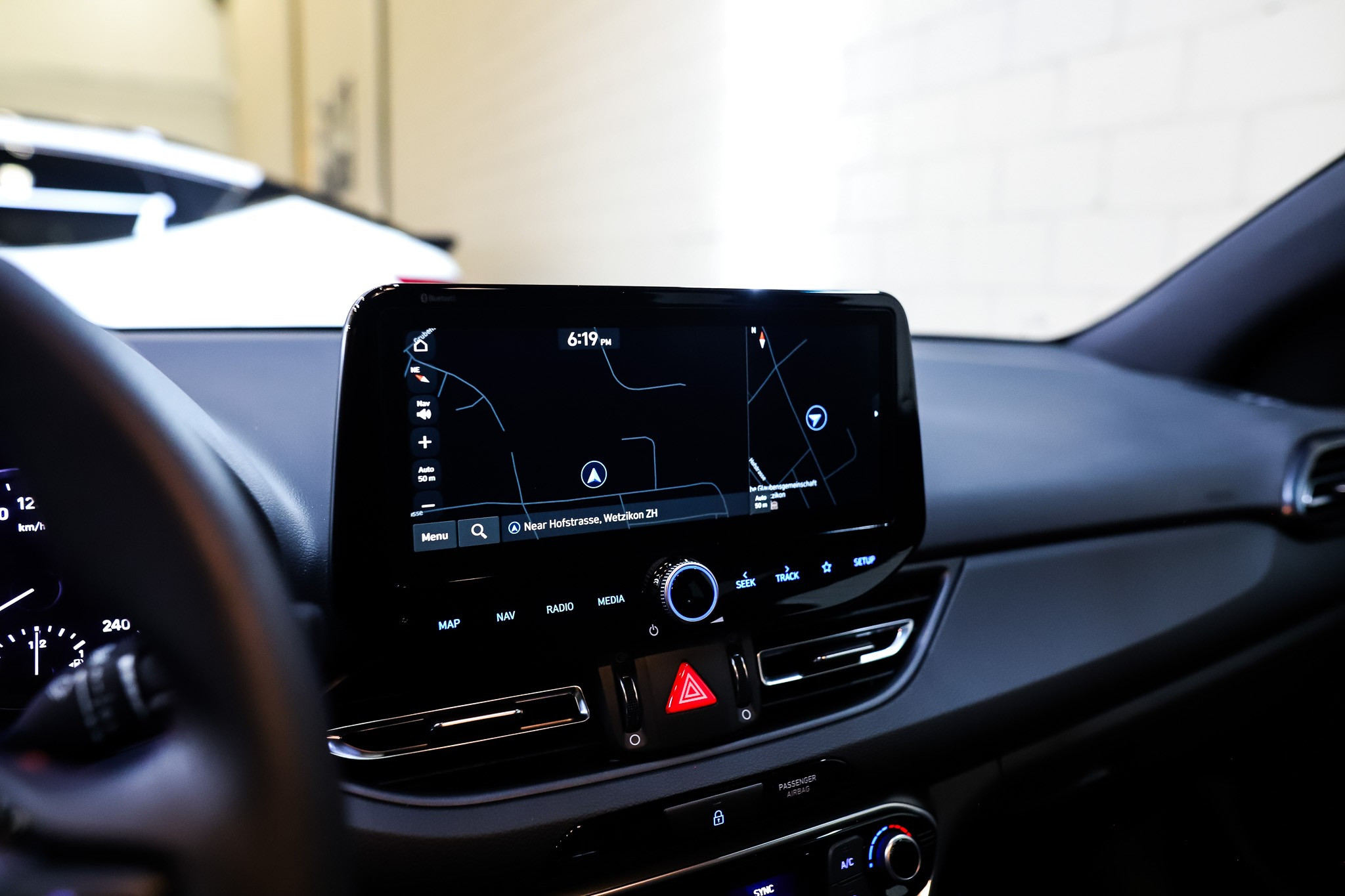 listing desktop thumbnail image 7