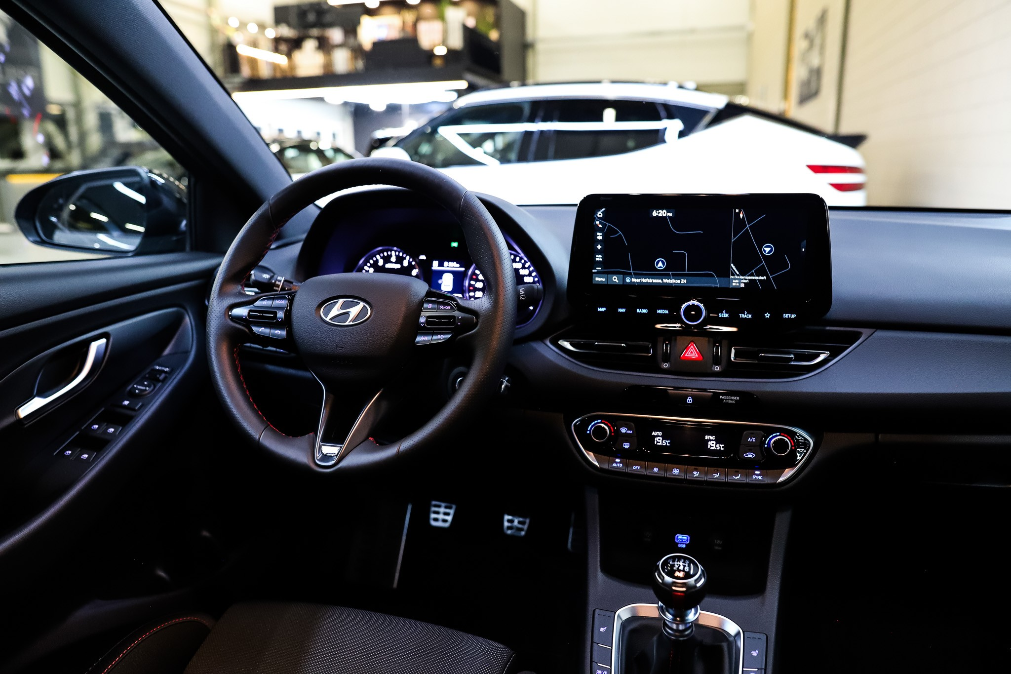 listing desktop thumbnail image 14