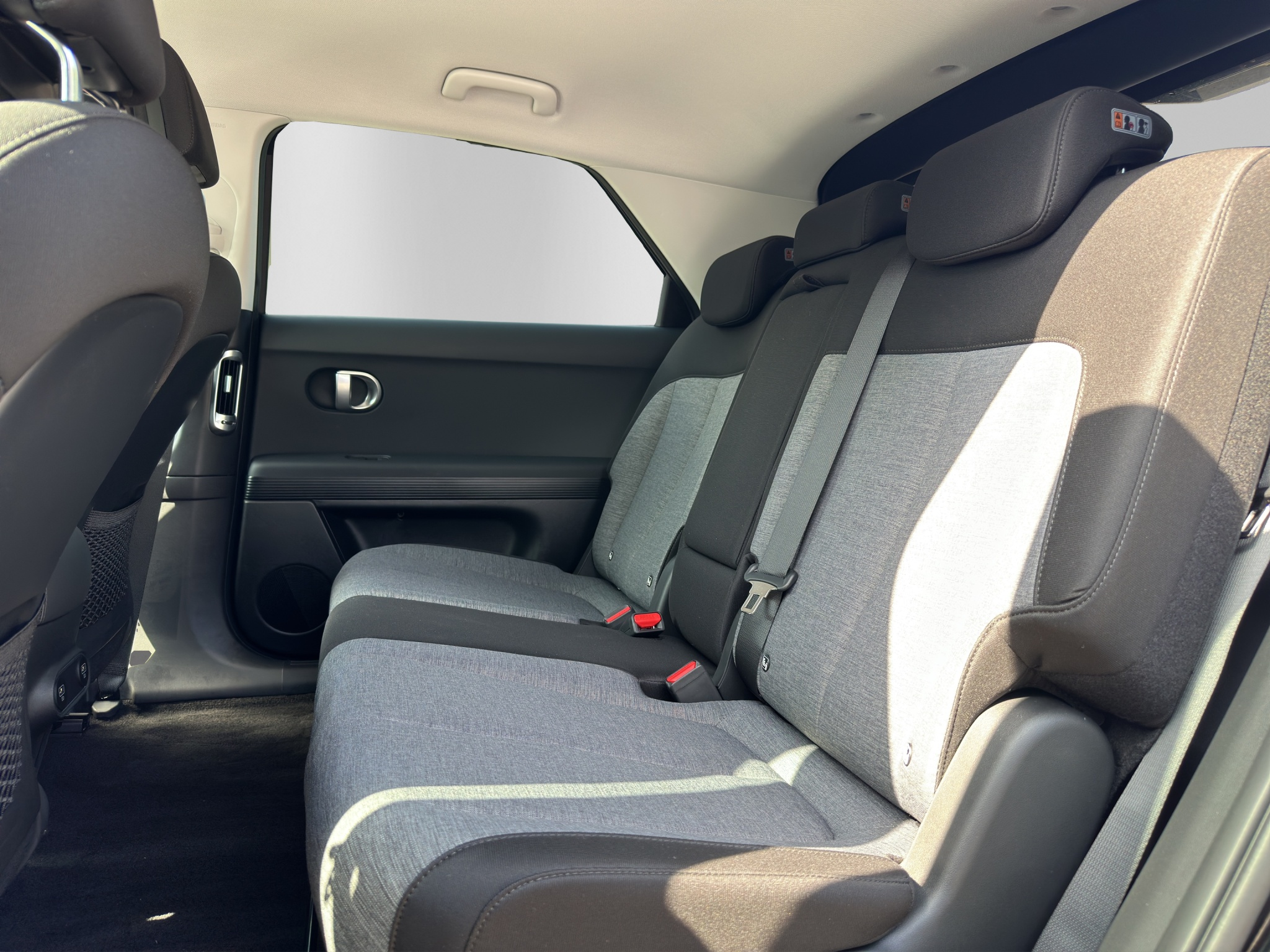 listing desktop thumbnail image 10