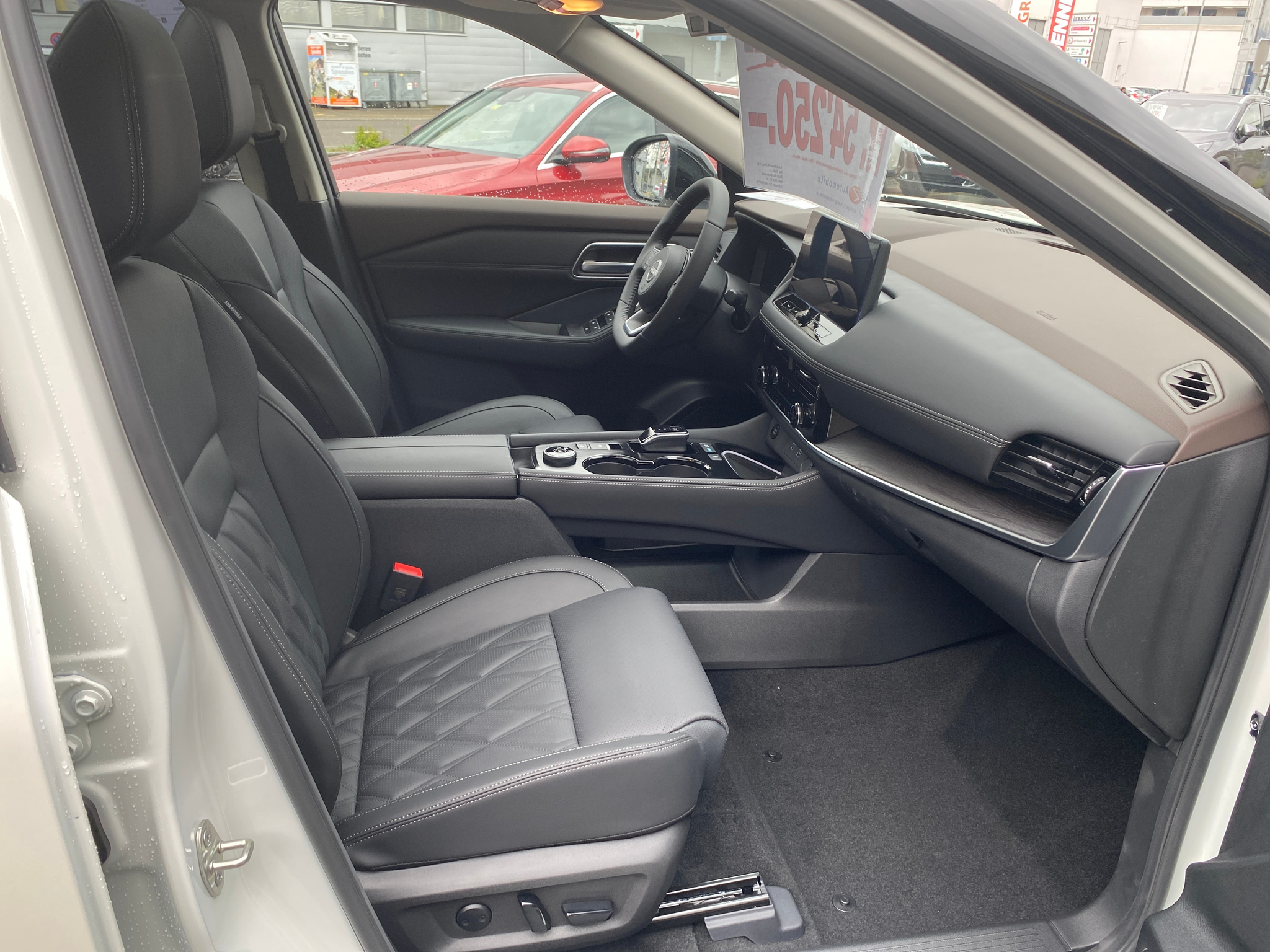 listing desktop thumbnail image 14