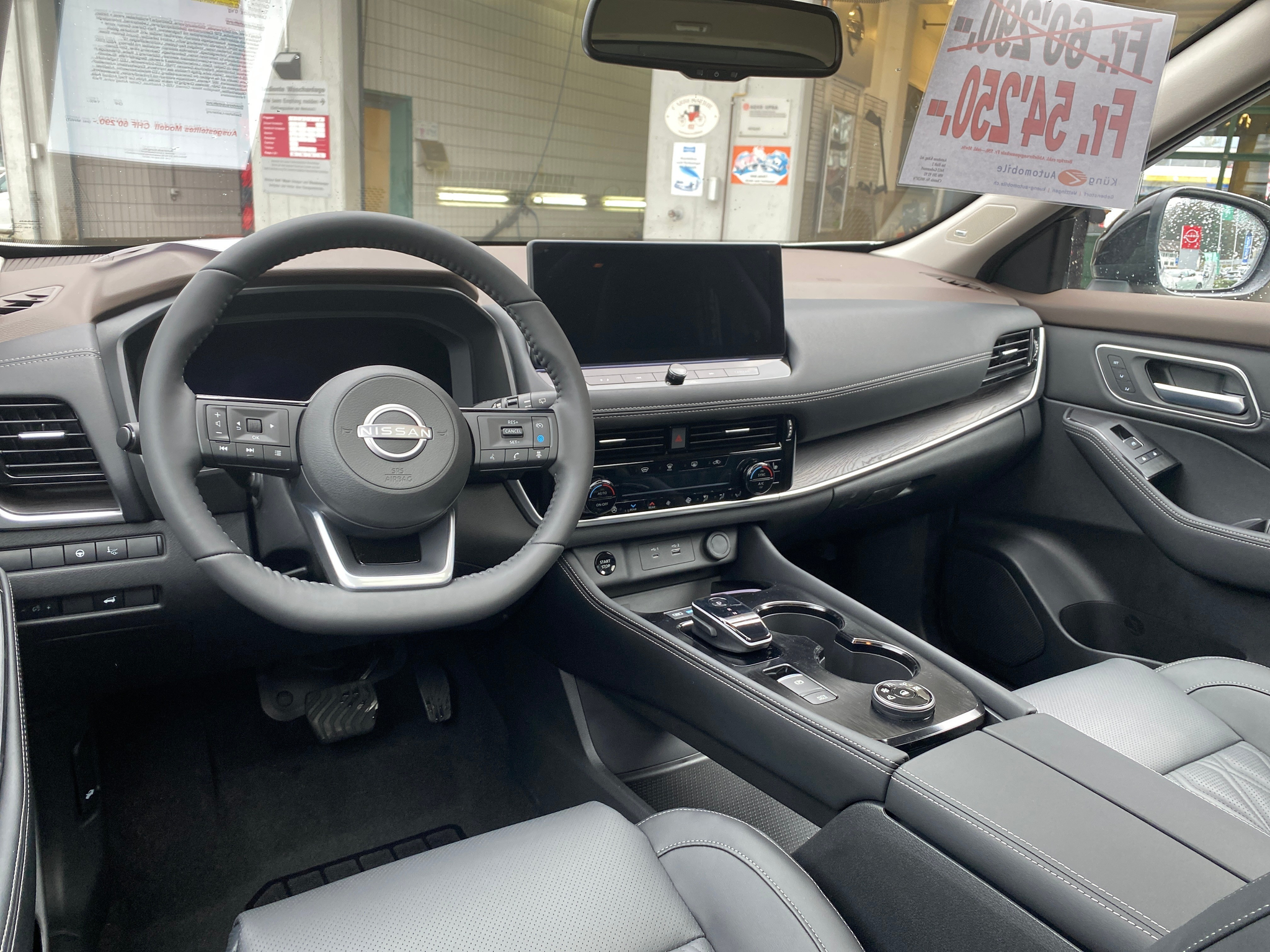 listing desktop thumbnail image 9