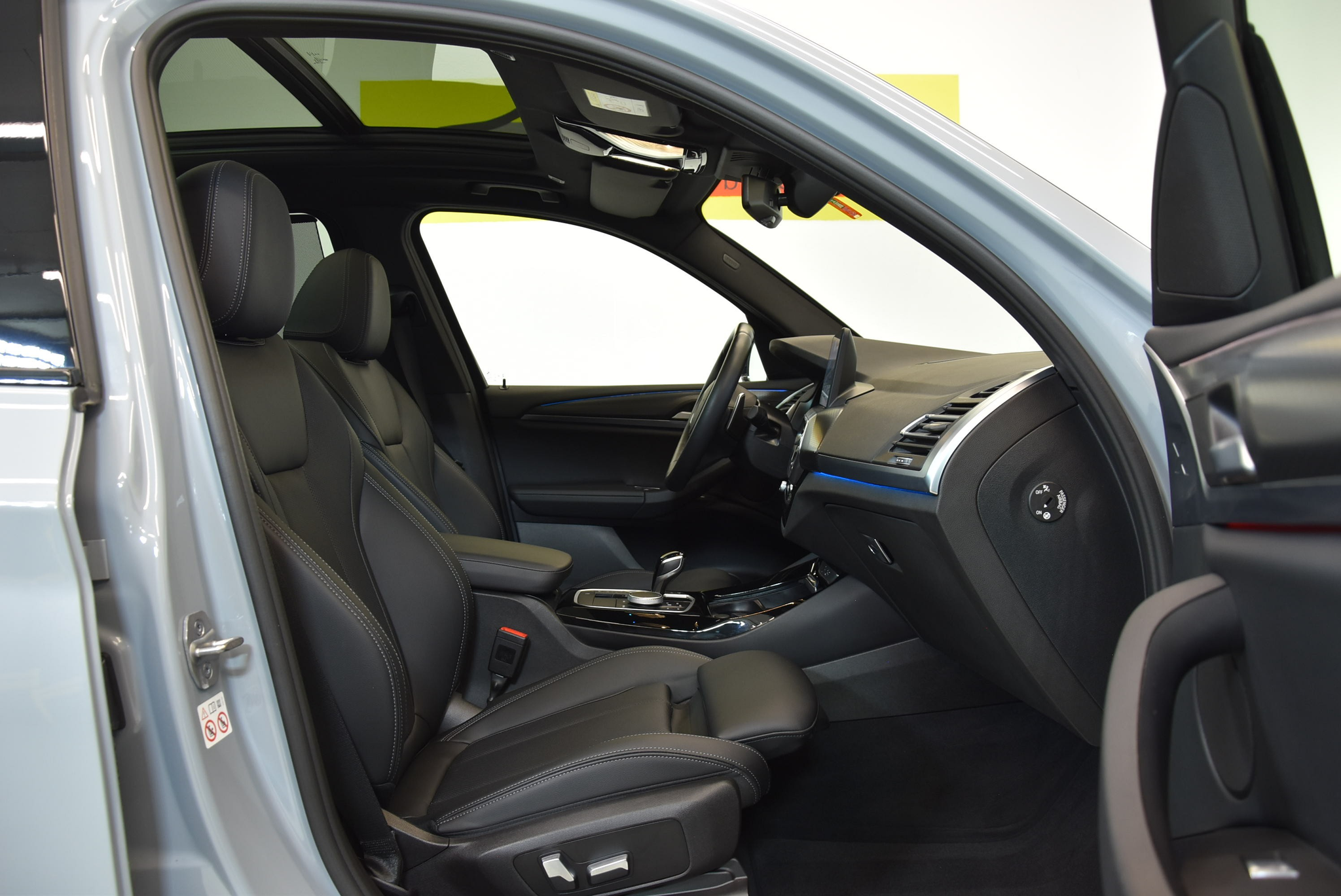 listing desktop thumbnail image 3