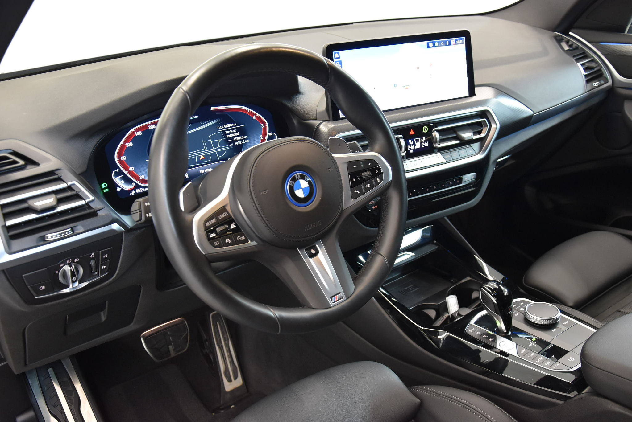 listing desktop thumbnail image 2