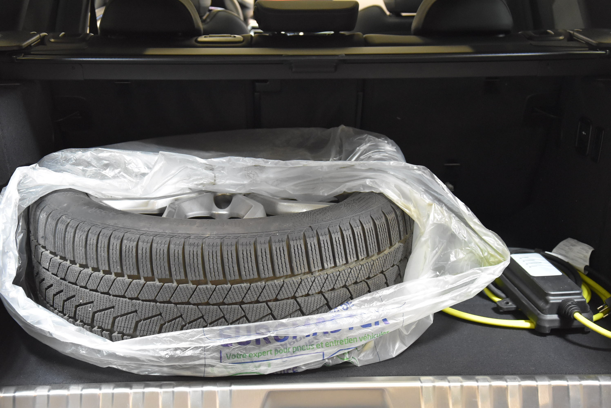 listing desktop thumbnail image 7