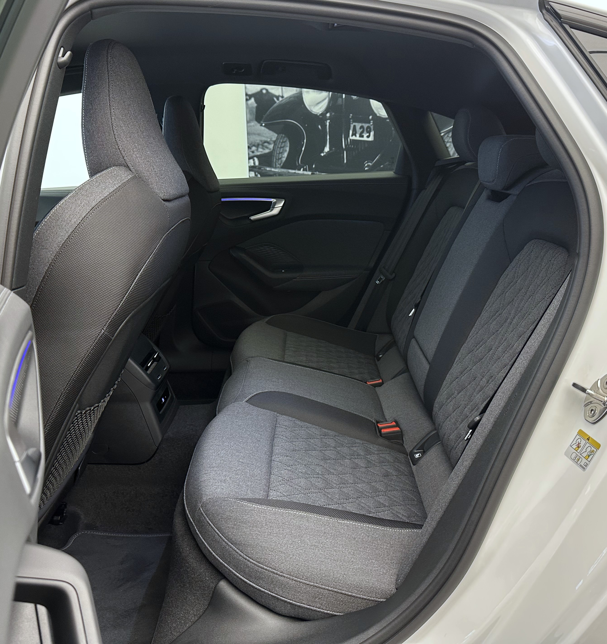 listing desktop thumbnail image 19