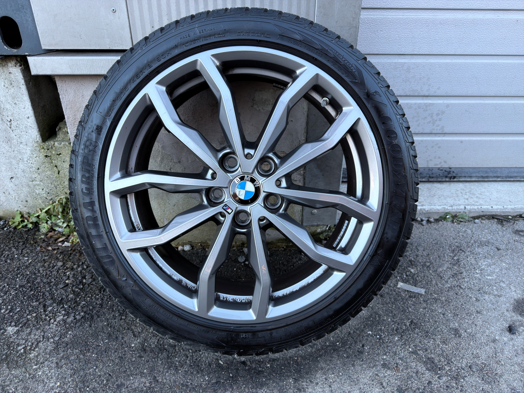 listing desktop thumbnail image 14