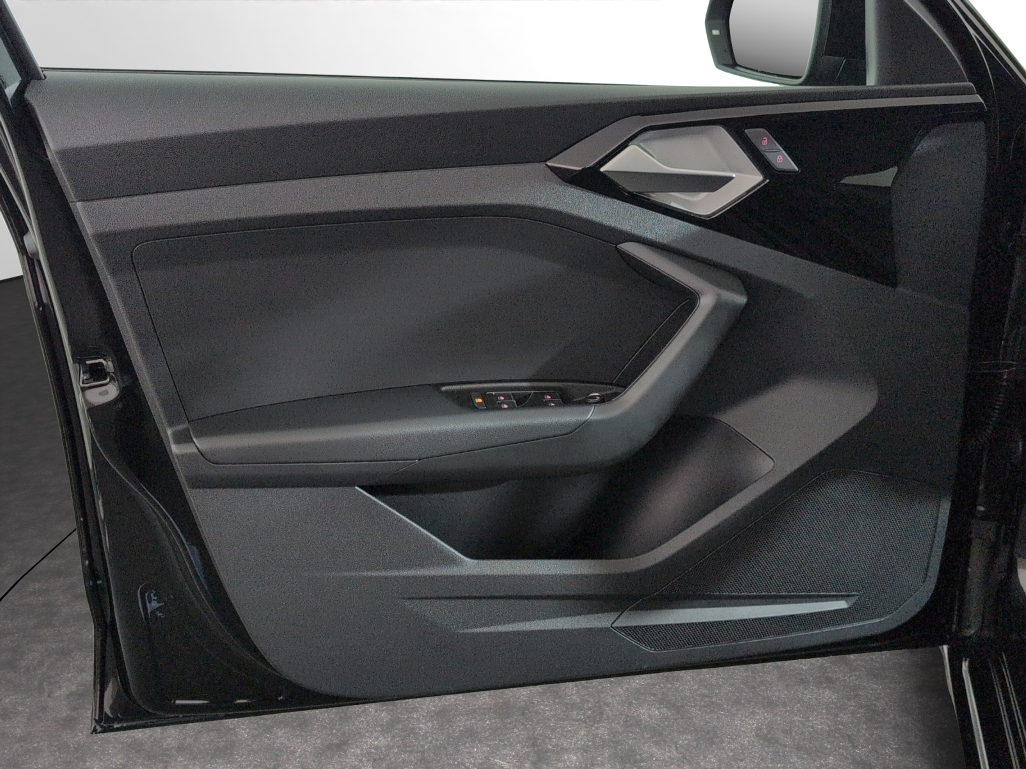 listing desktop thumbnail image 13