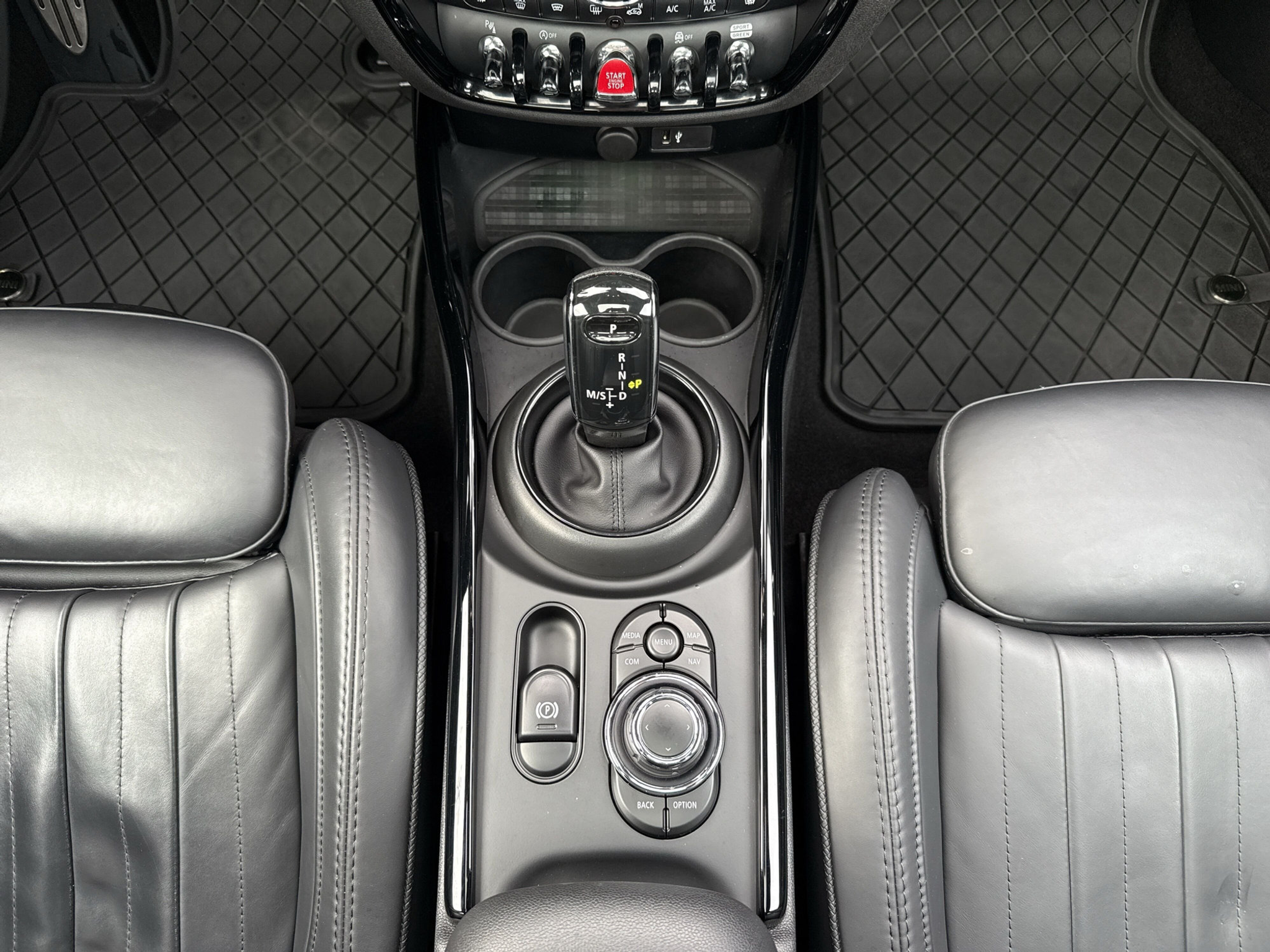 listing desktop thumbnail image 12