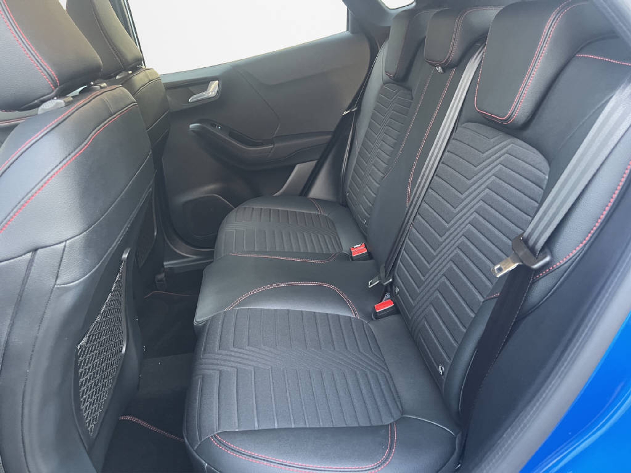 listing desktop thumbnail image 14