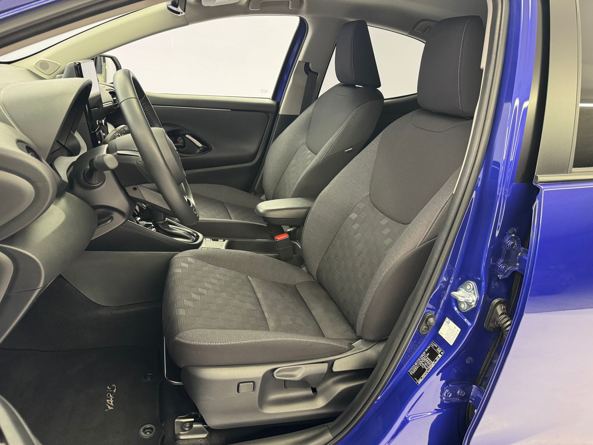 listing desktop thumbnail image 8