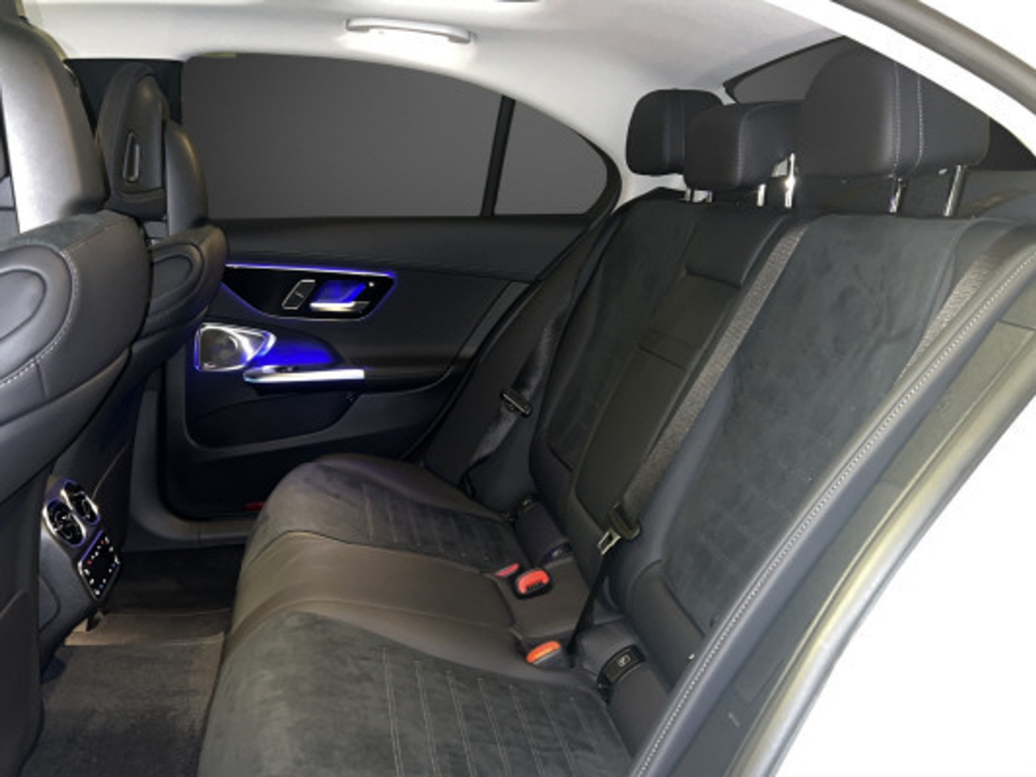 listing desktop thumbnail image 9