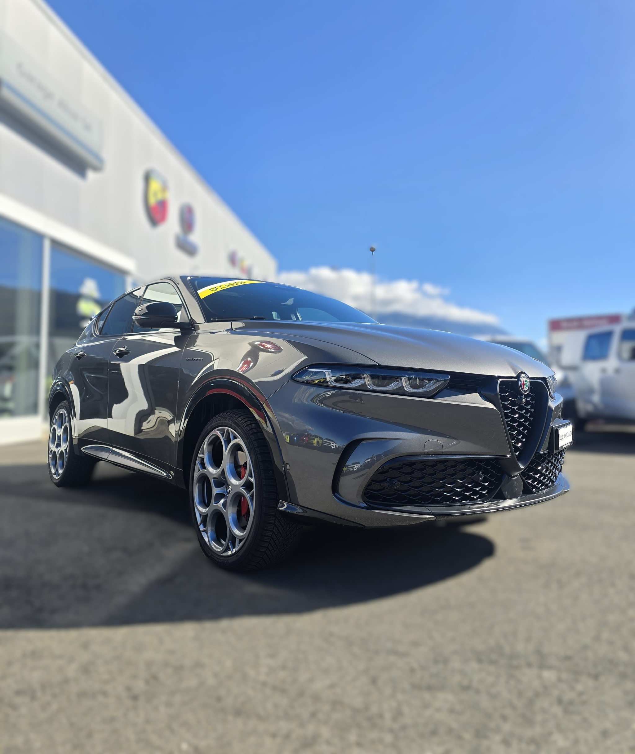 listing desktop thumbnail image 6