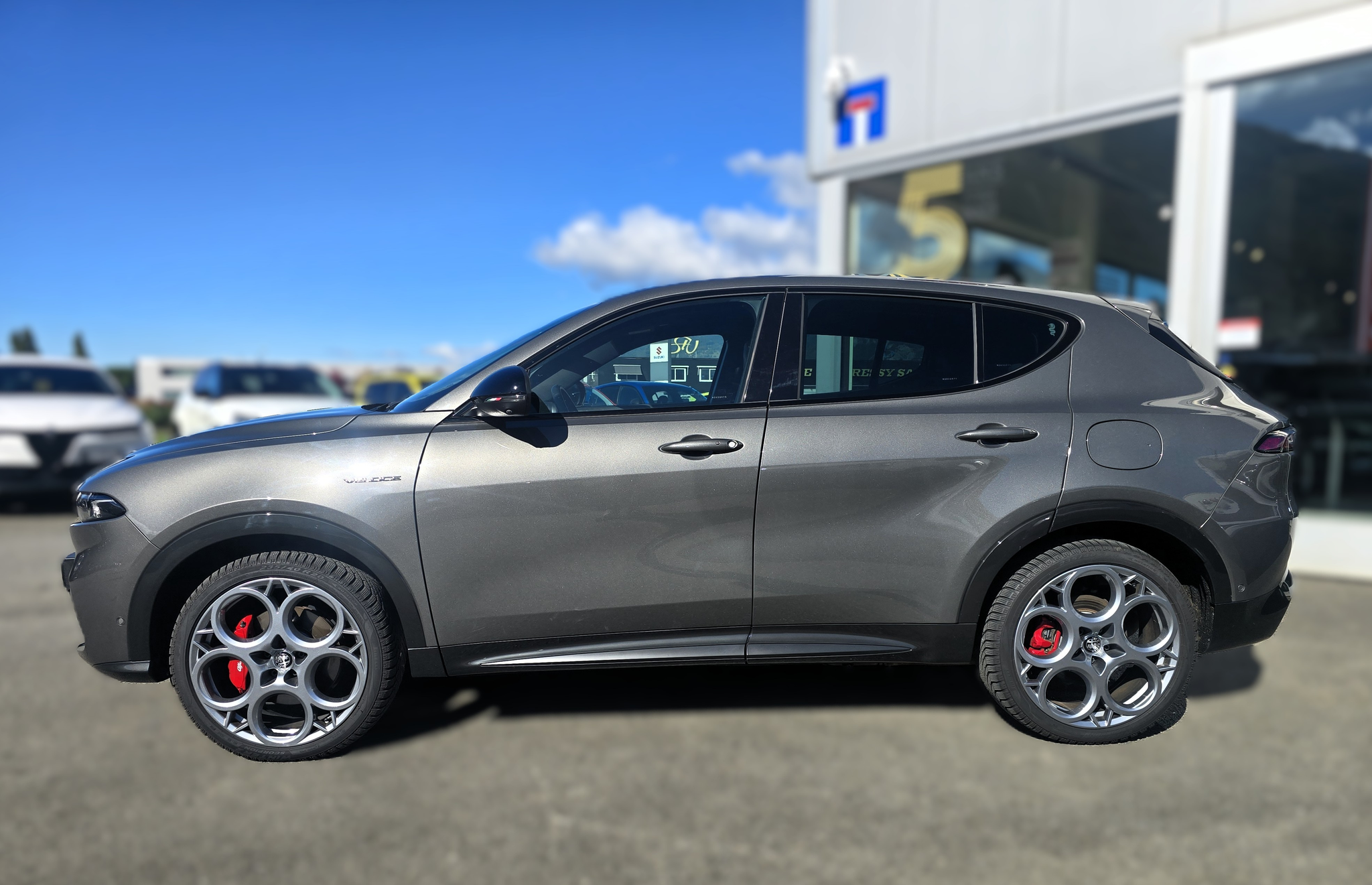 listing desktop thumbnail image 2