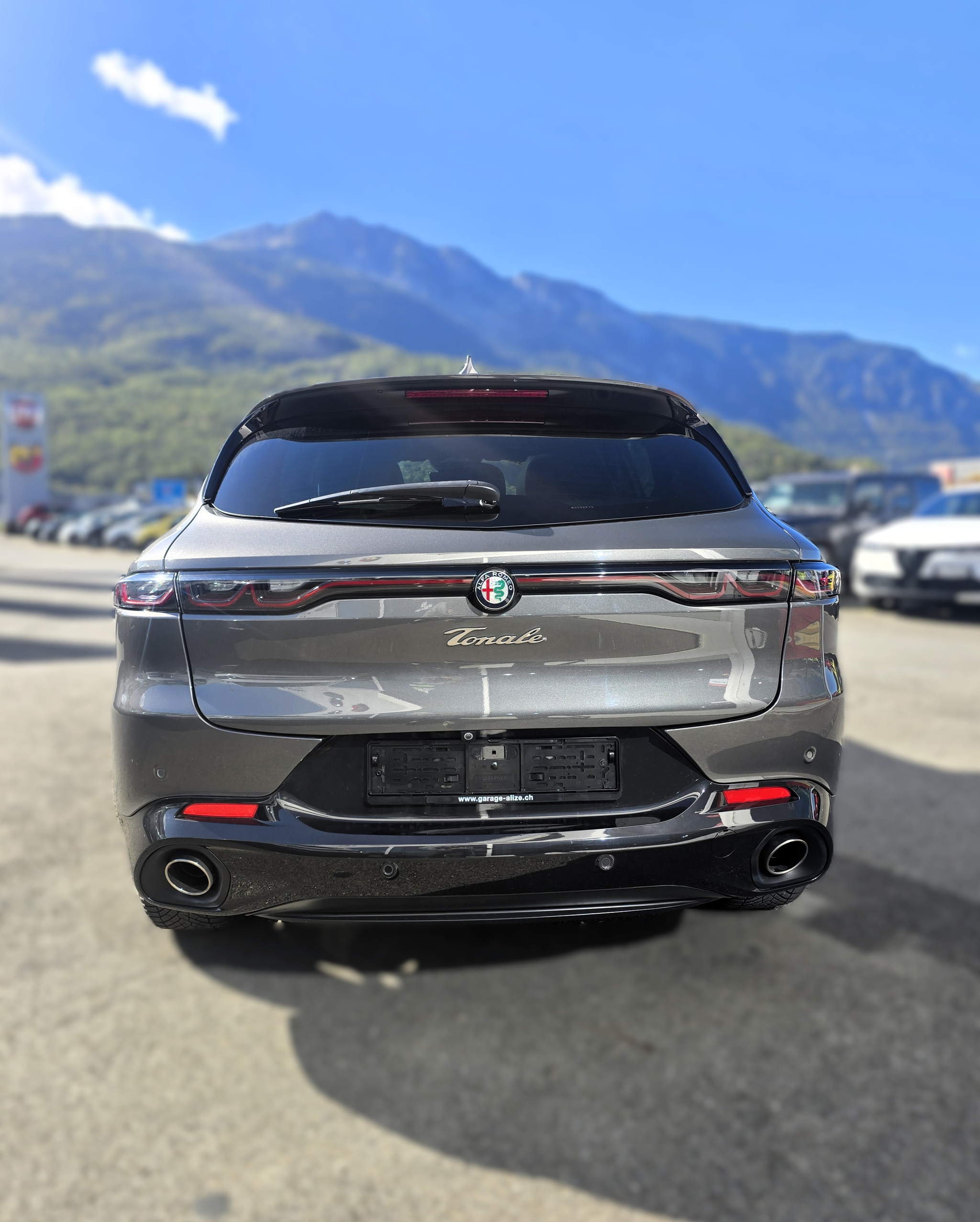 listing desktop thumbnail image 4