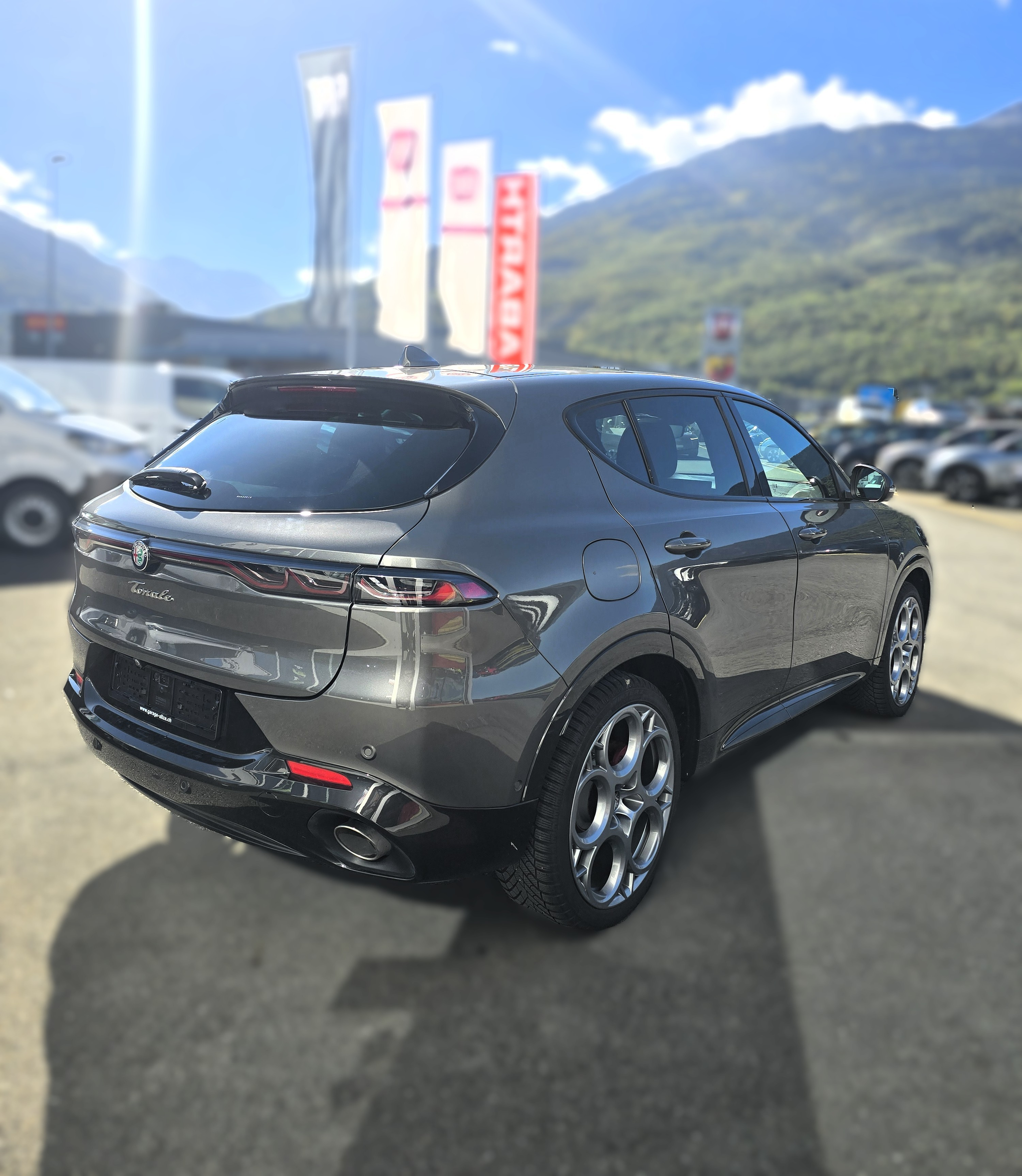 listing desktop thumbnail image 5