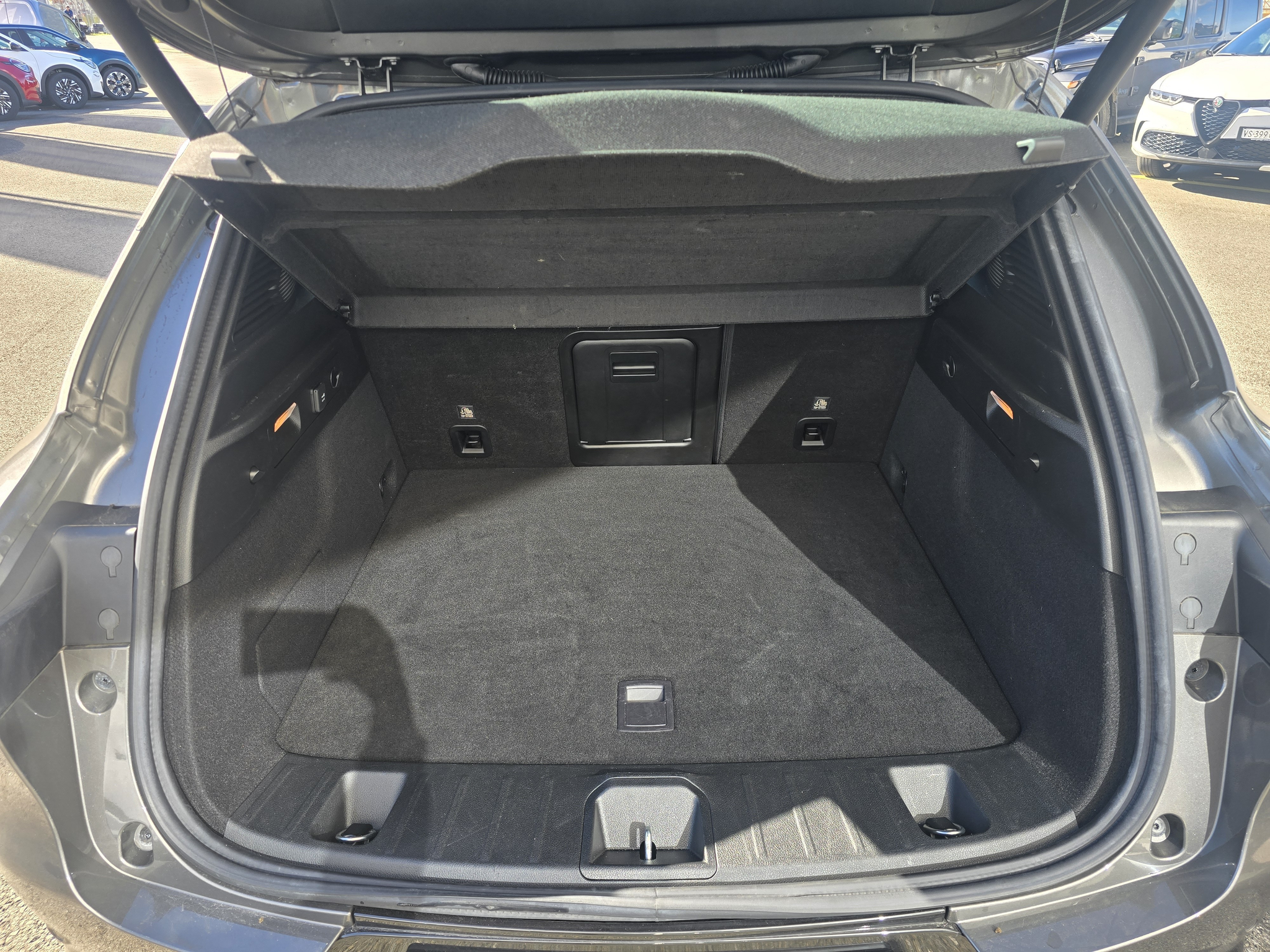 listing desktop thumbnail image 20